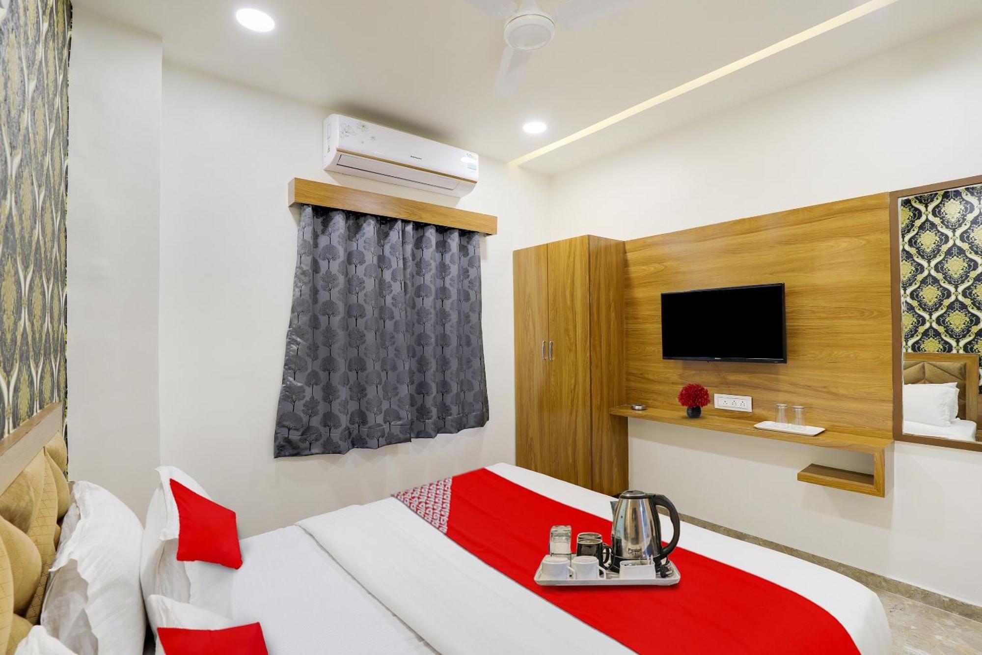 Hotel Collection O Park Ahmedabad