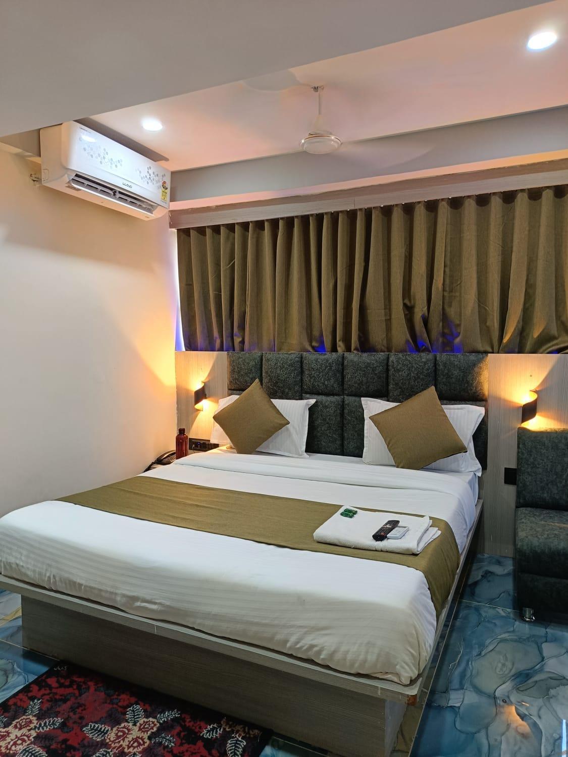 Shivkunj Hotel 3*
