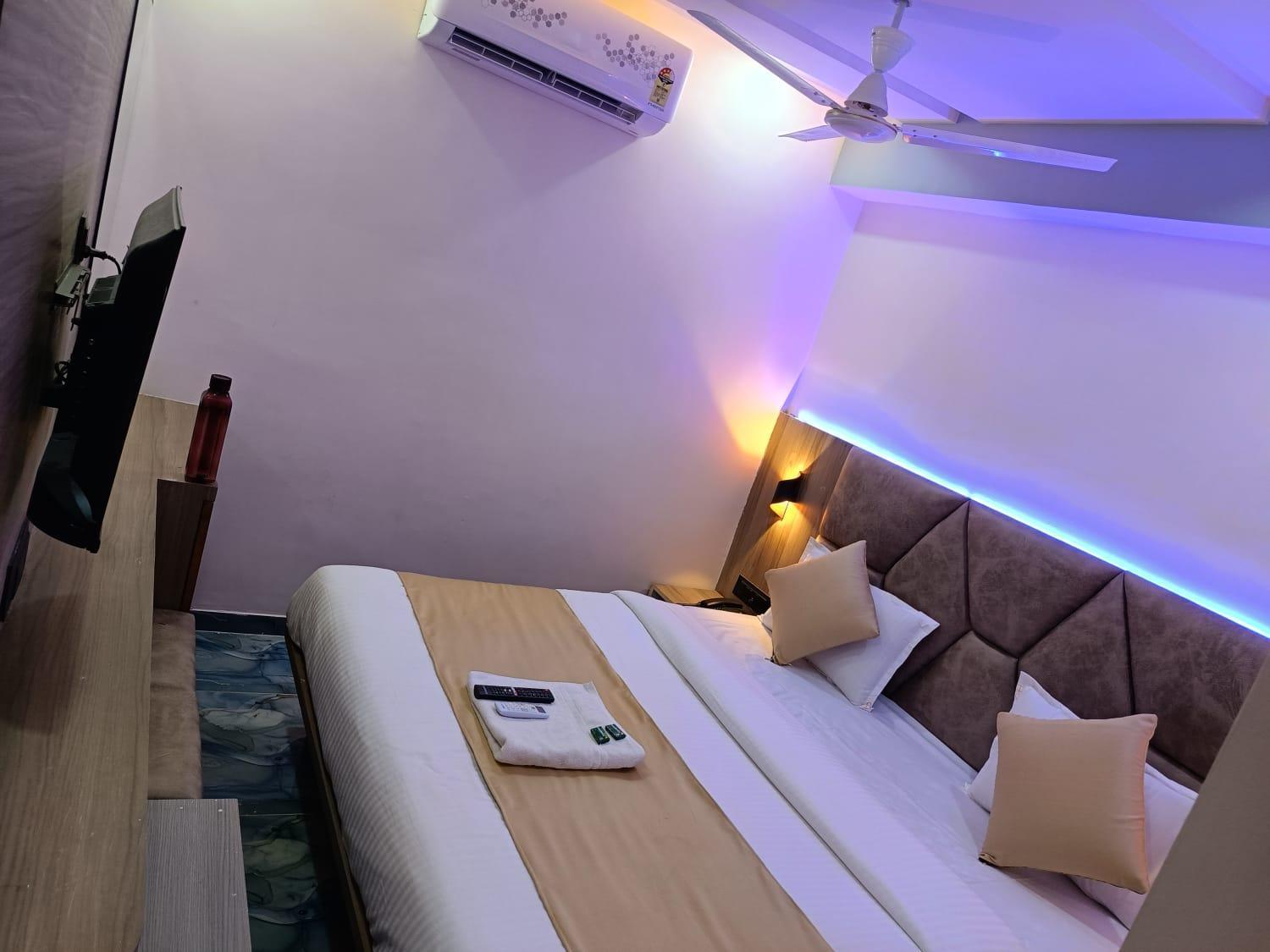 Shivkunj Hotel 3*
