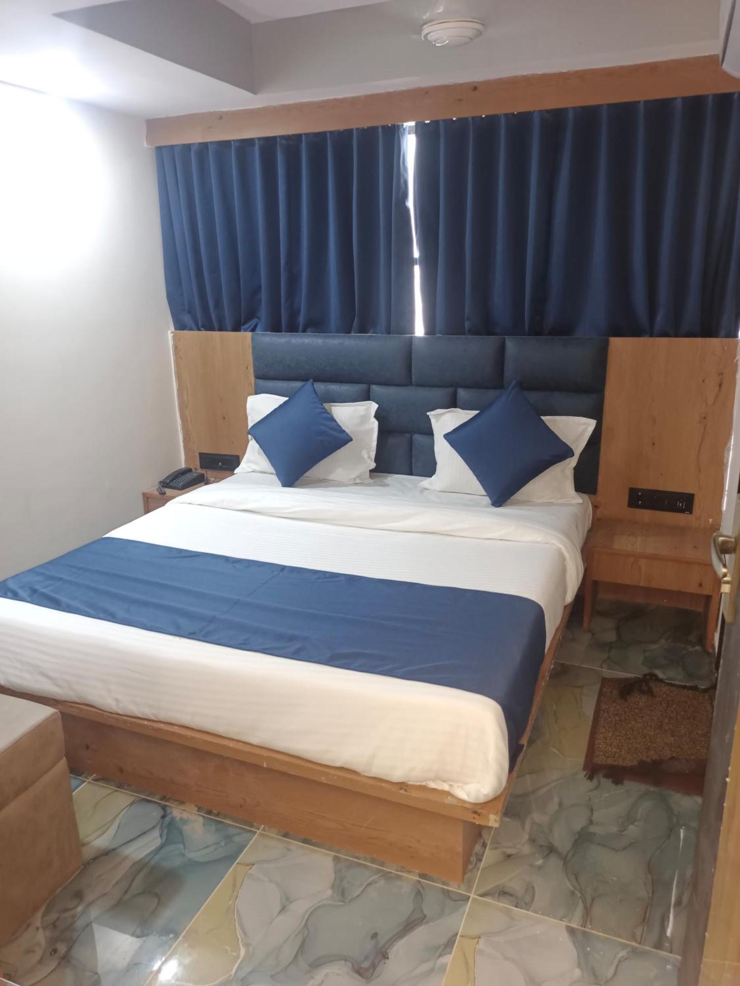 Hotel Shivkunj Ahmedabad