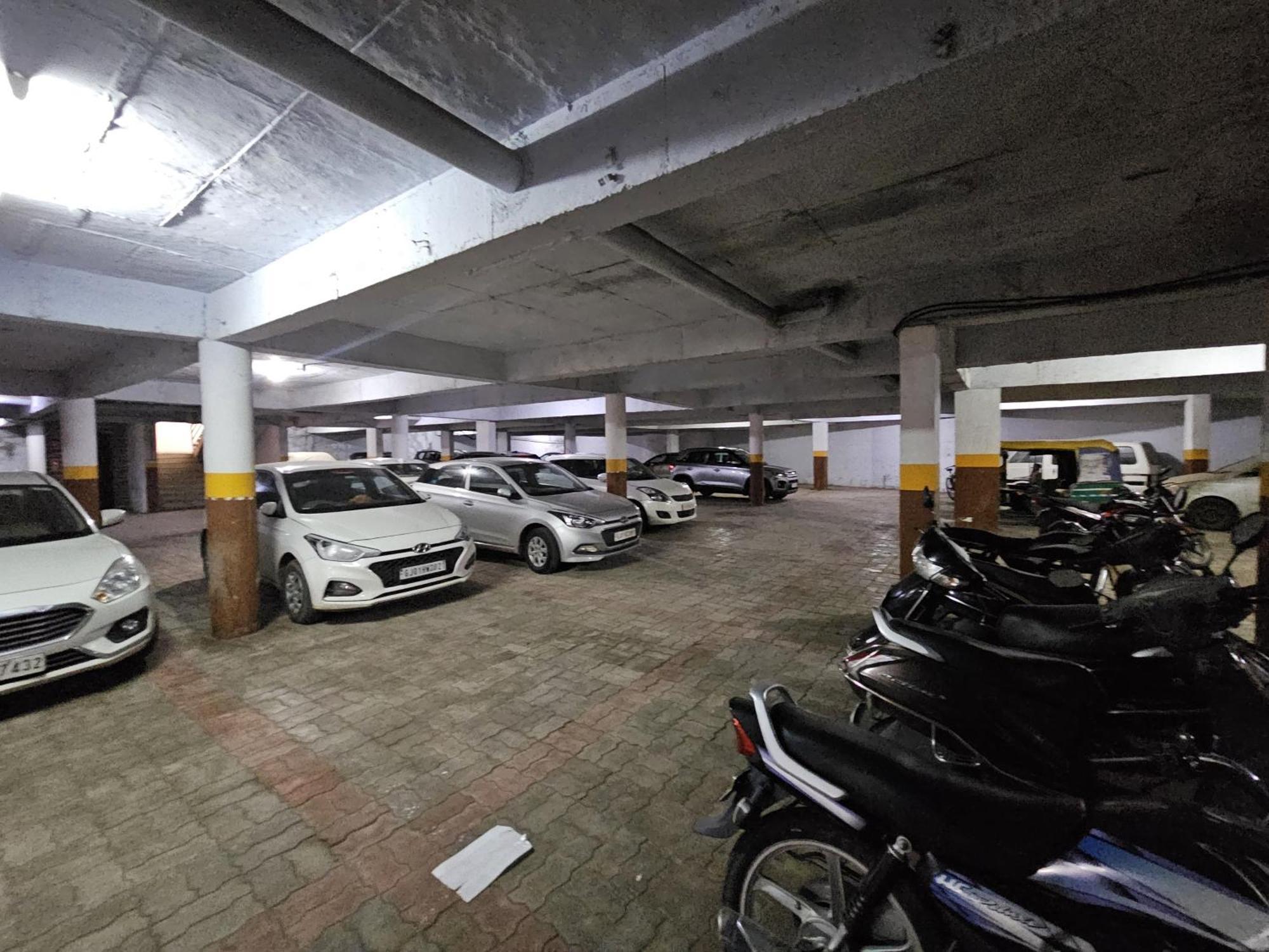Bhagya Hotel 3*