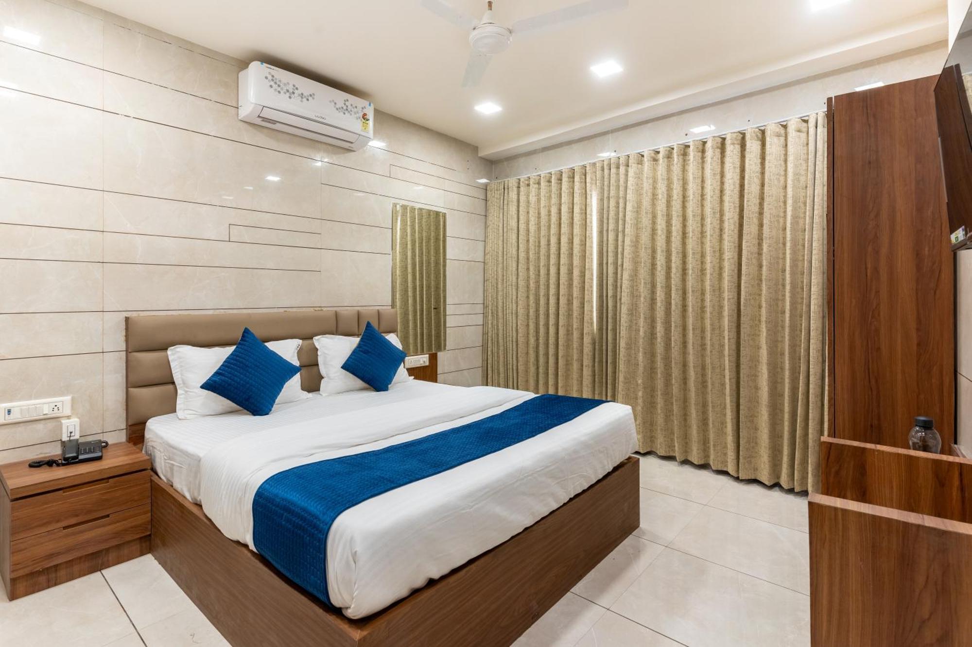 Noble Inn, Ahmedabad