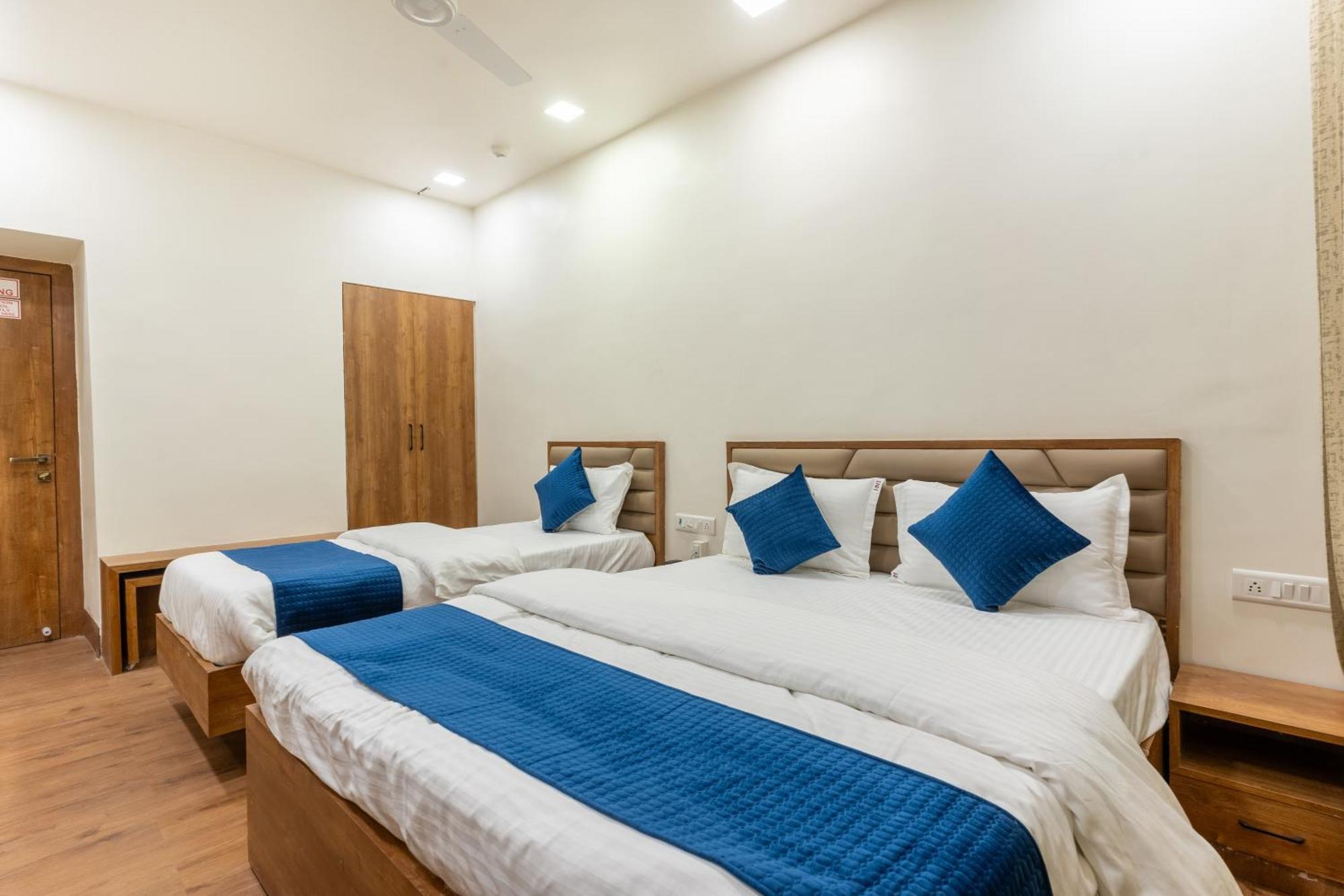 Hotel Noble Inn,