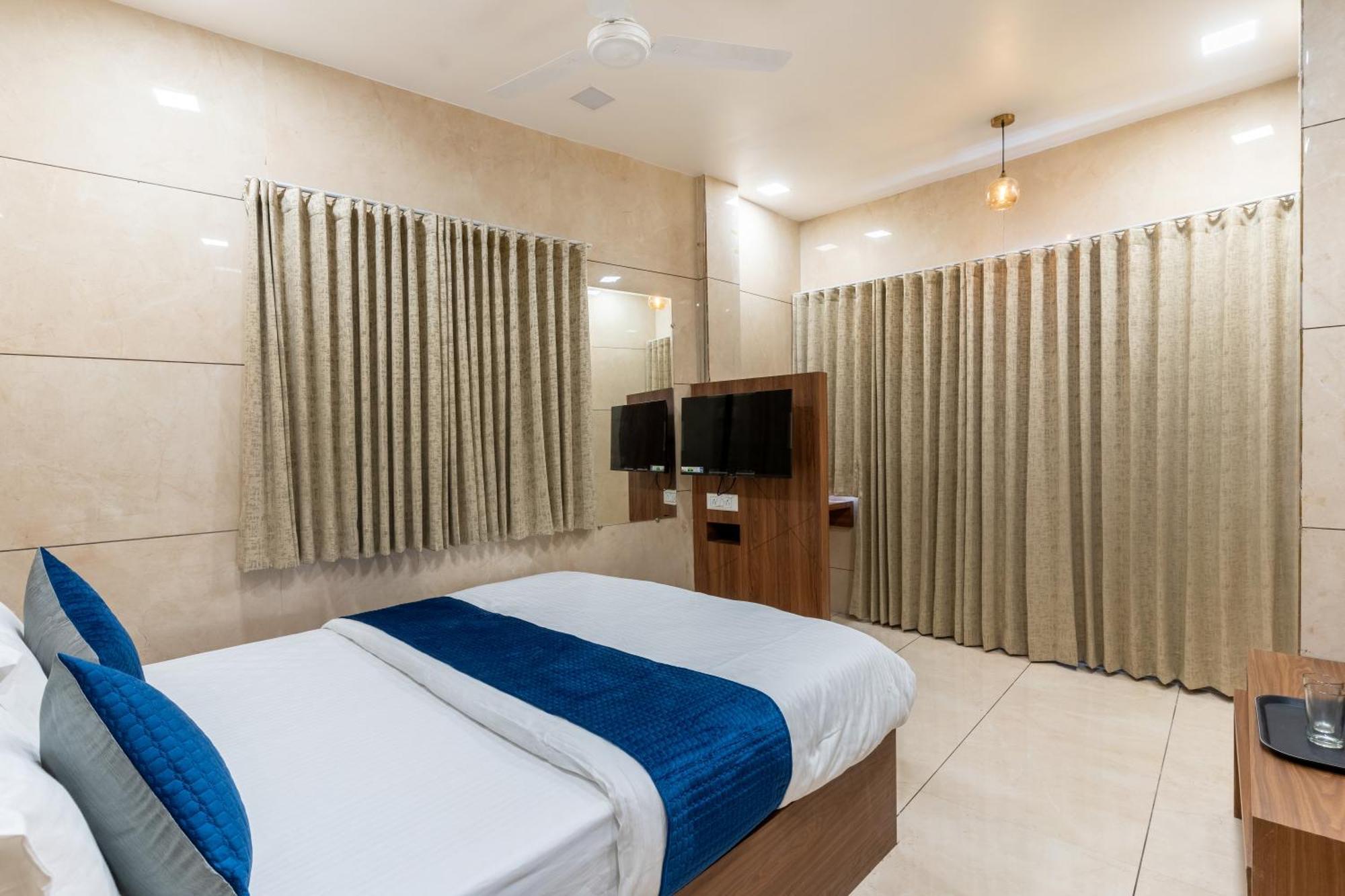 Noble Inn, Ahmedabad