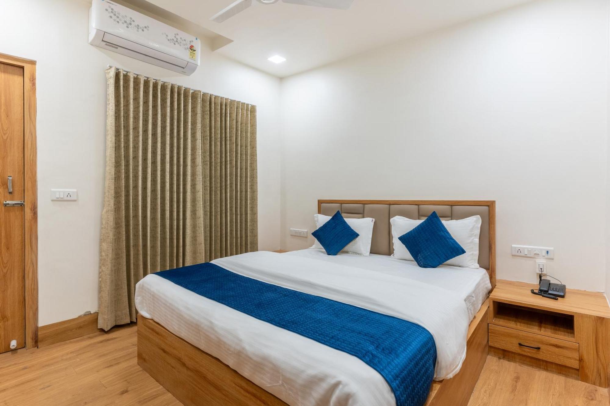 Hotel Noble Inn, 3*