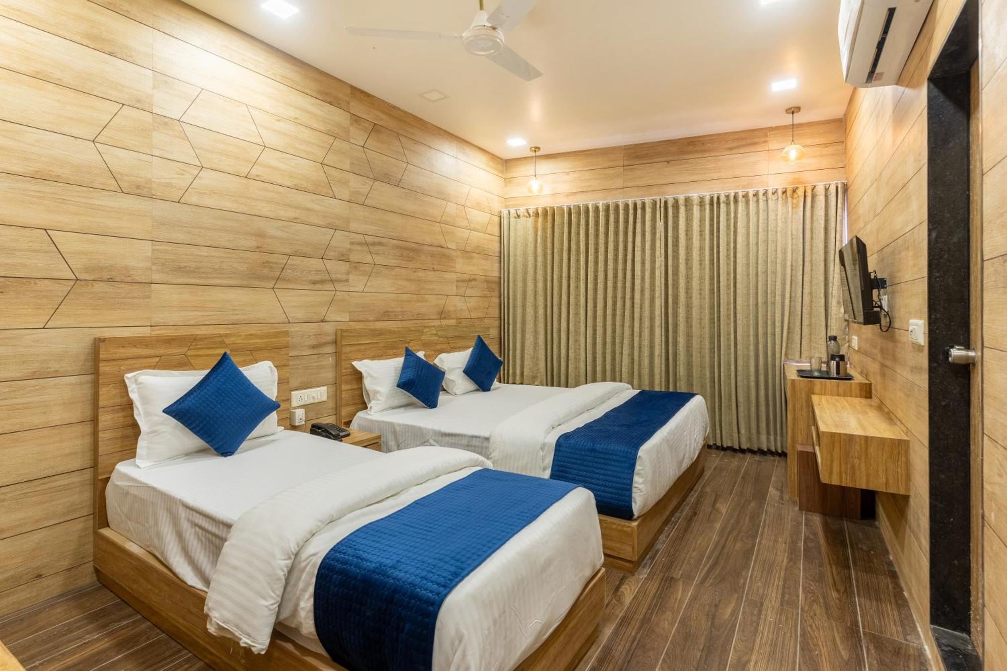 Hotel Noble Inn, Ahmedabad