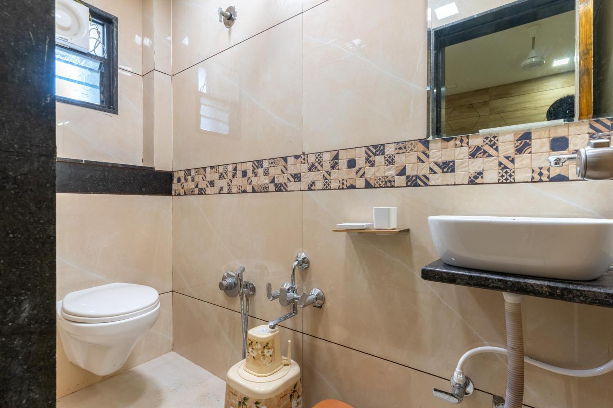 Noble Inn, Hotel Ahmedabad