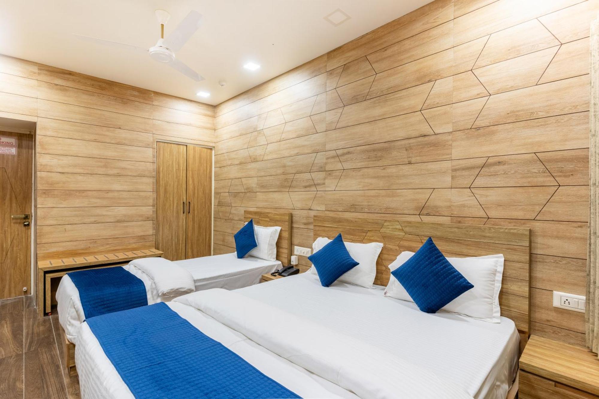 Noble Inn, 3*