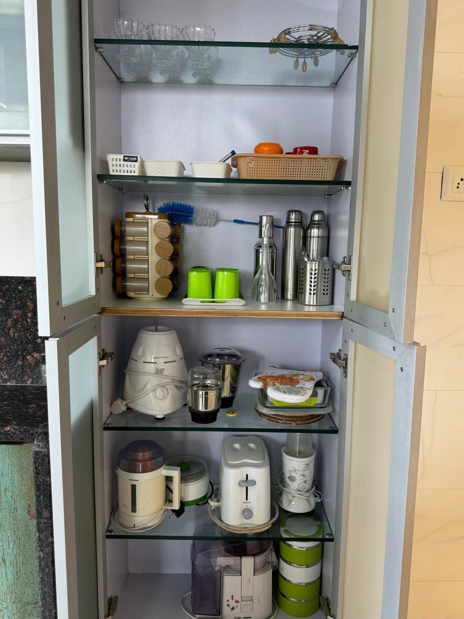 Apartment Satellite Abode
