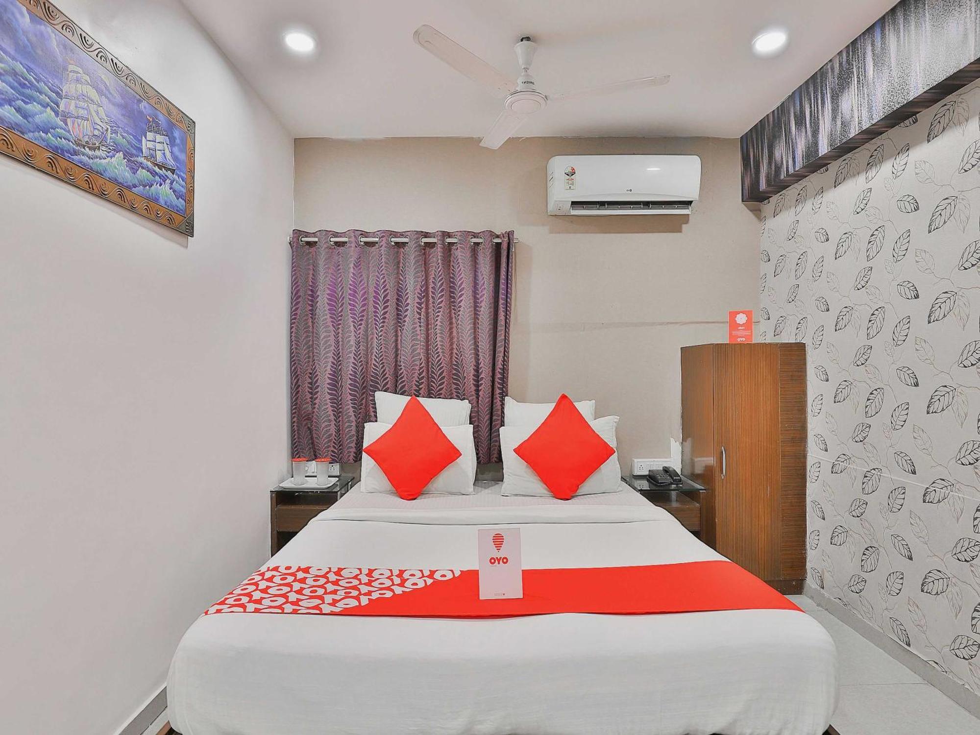Hotel O Keshav Ahmedabad