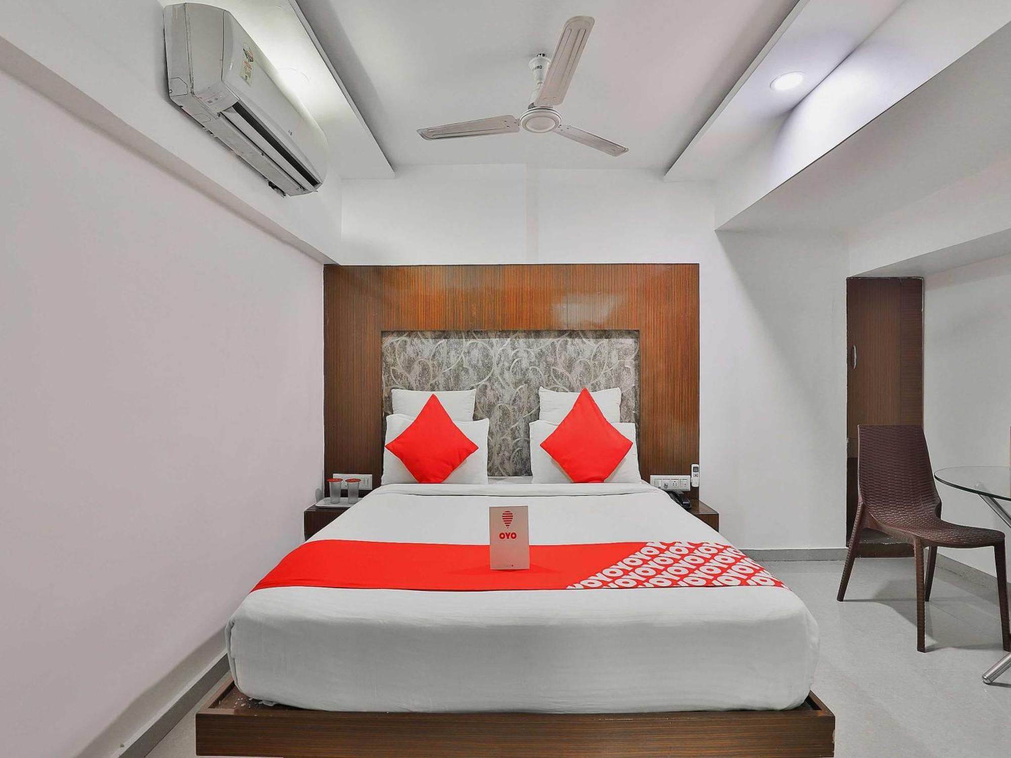 O Keshav Hotel