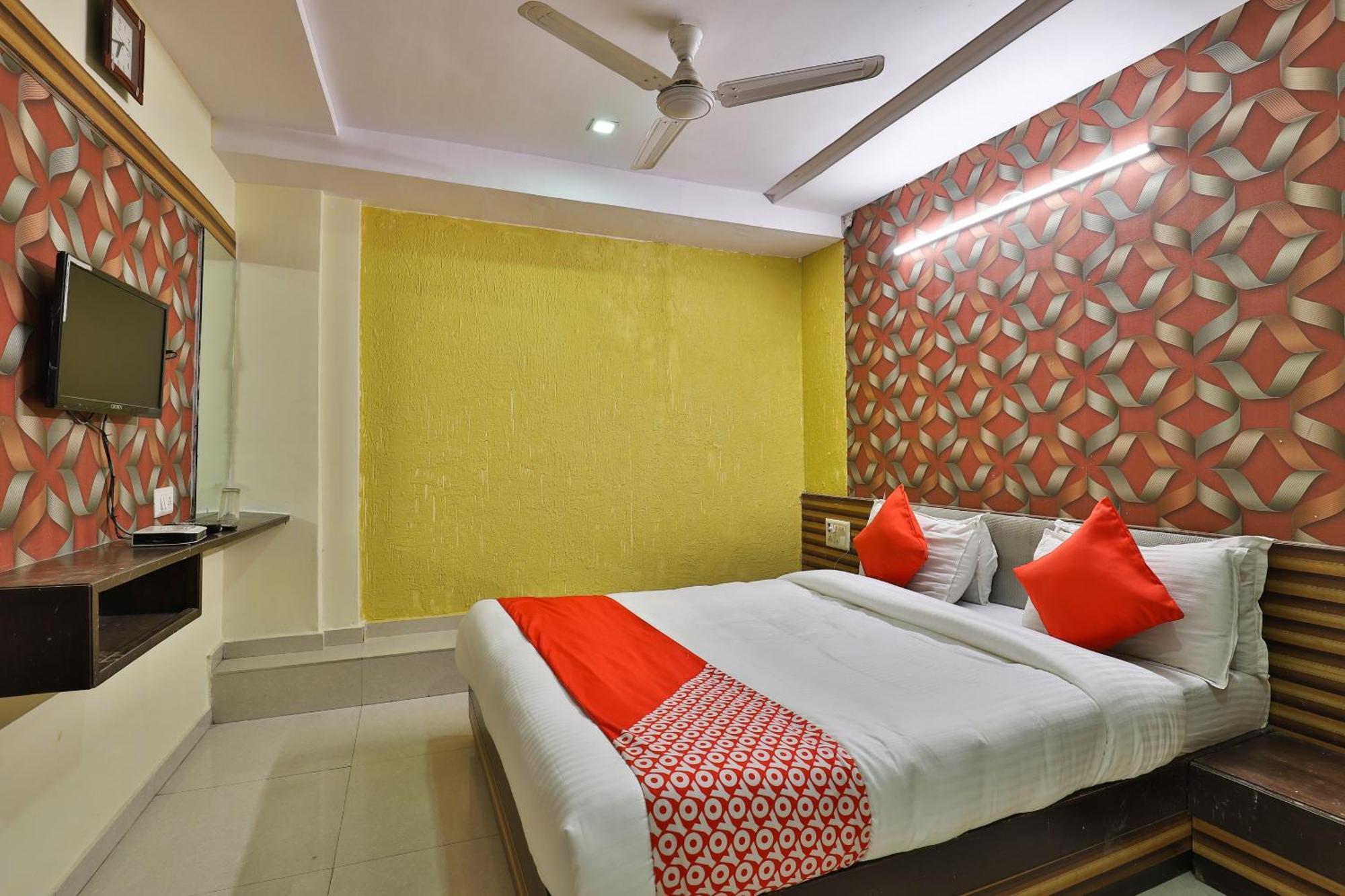Spot On Shreeji Palace