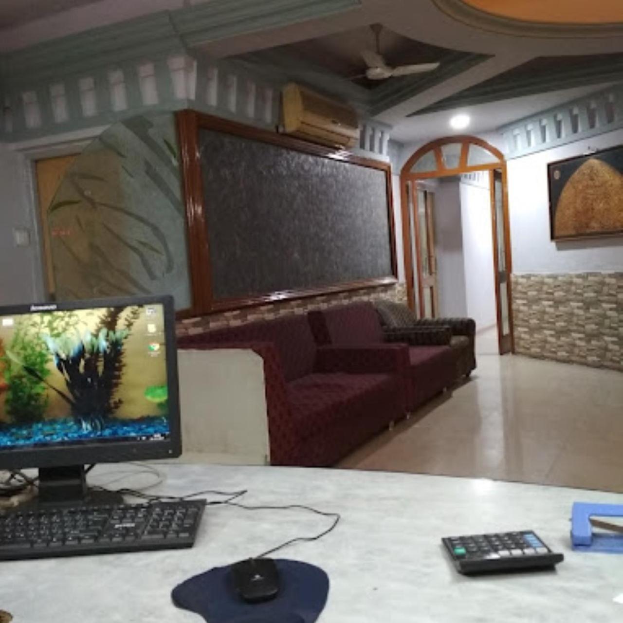 Royal Castle Hotel Ahmedabad