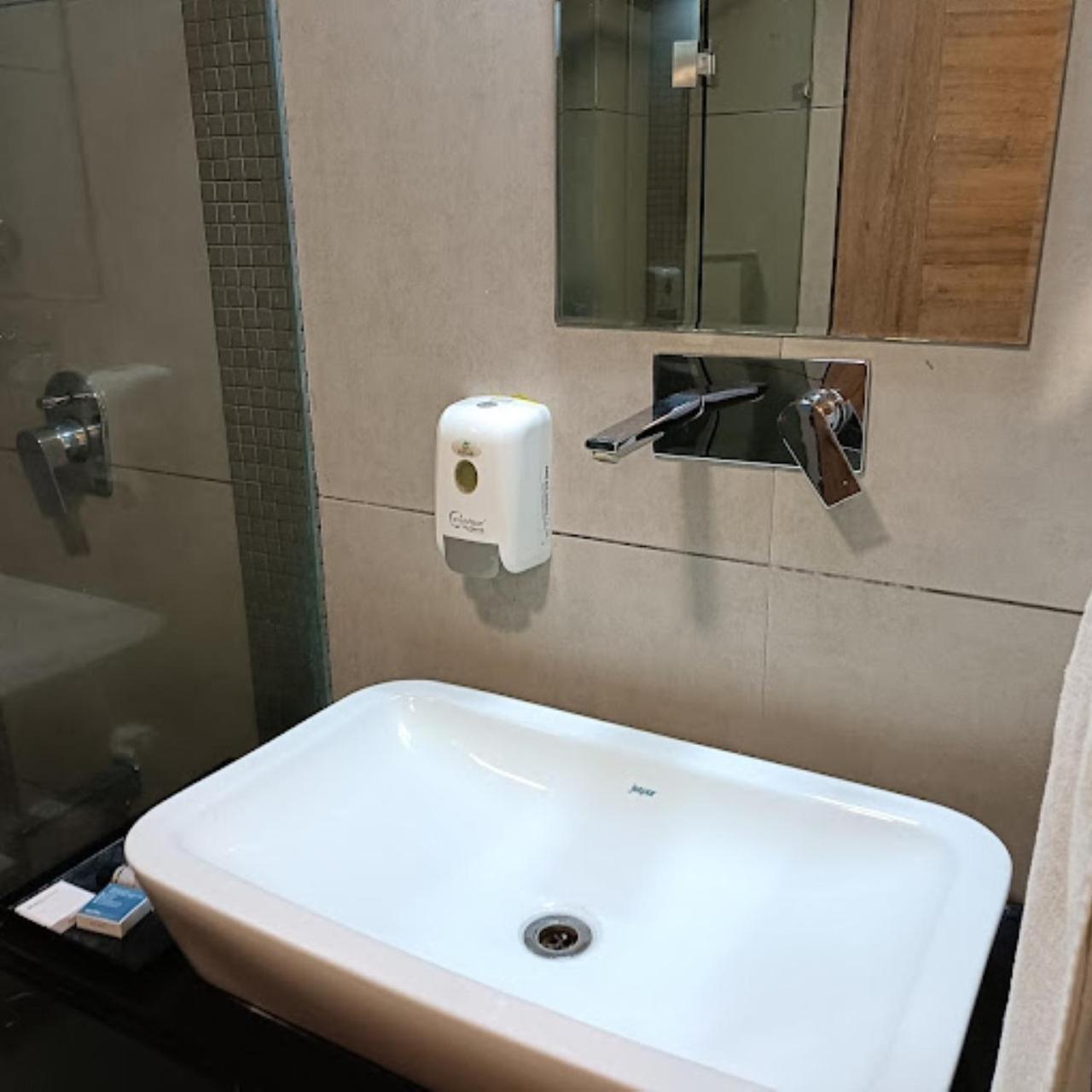 Hotel White Cloud