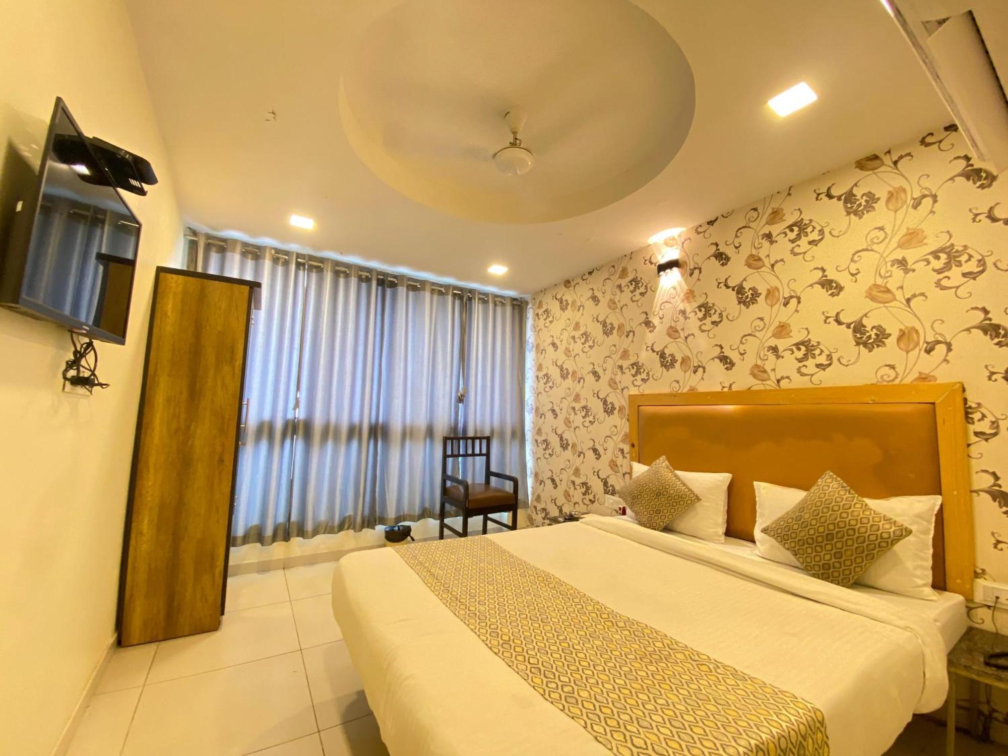 Alexa - Satellite Prahladnagar,