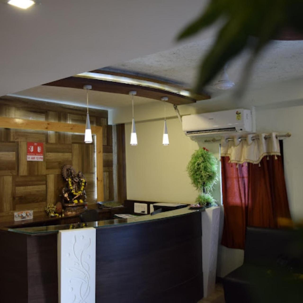 Madhav 4* Ahmedabad