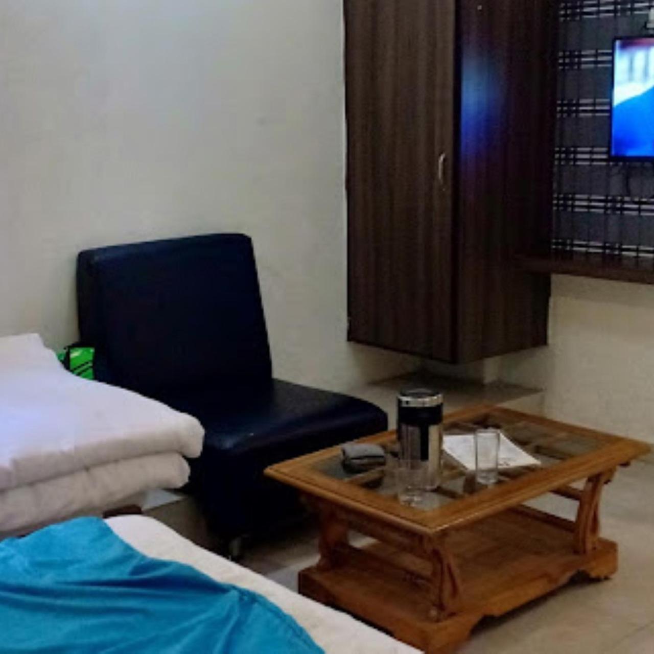 Hotel Madhav 4*