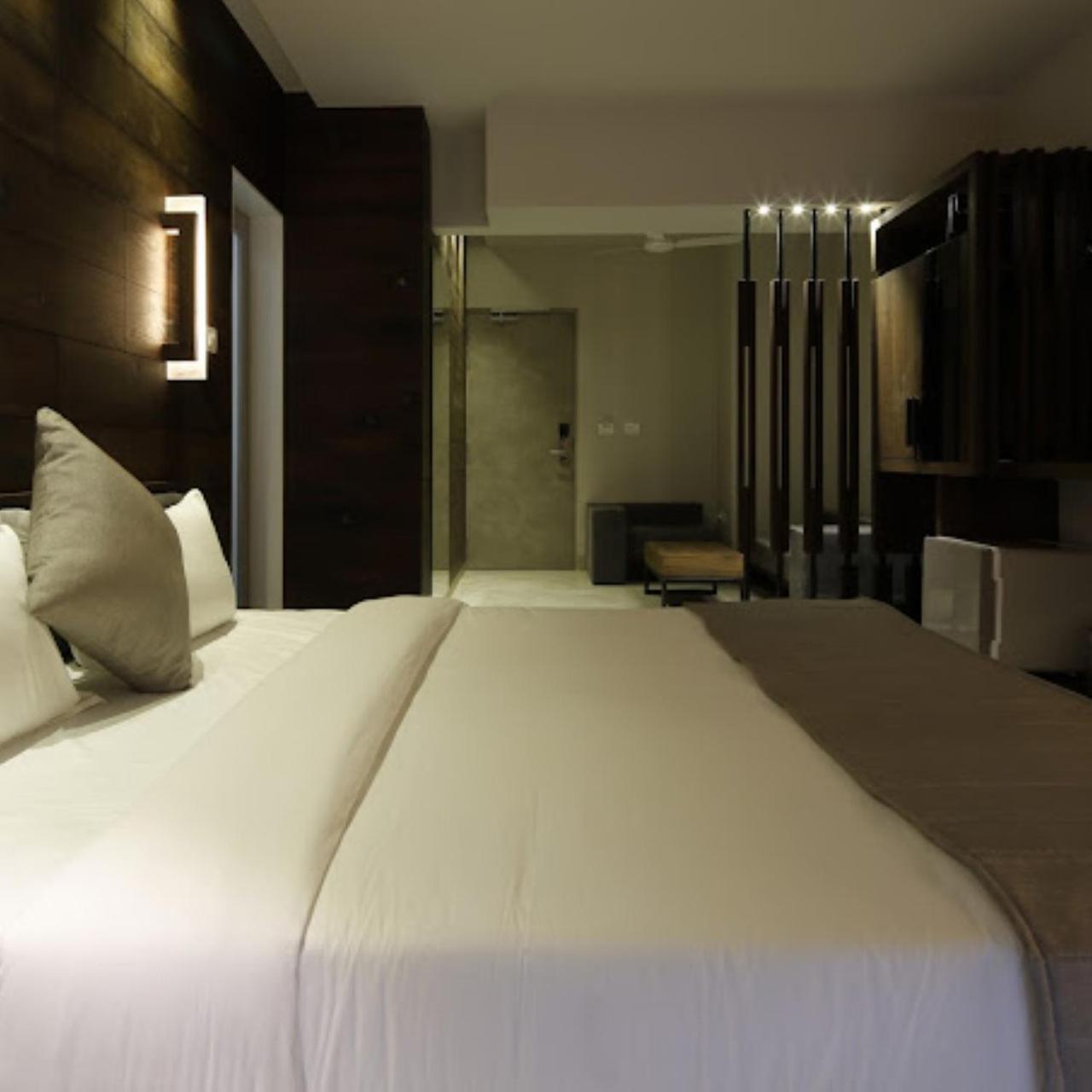 Hotel Carrefour 5*
