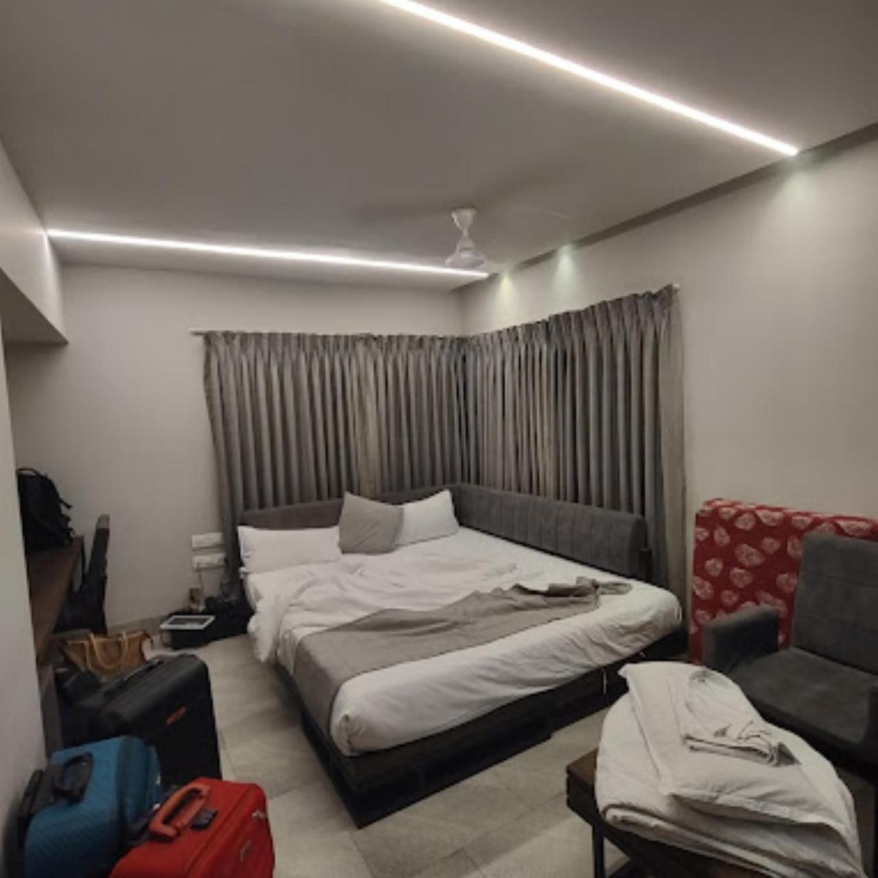 Hotel Carrefour 5*