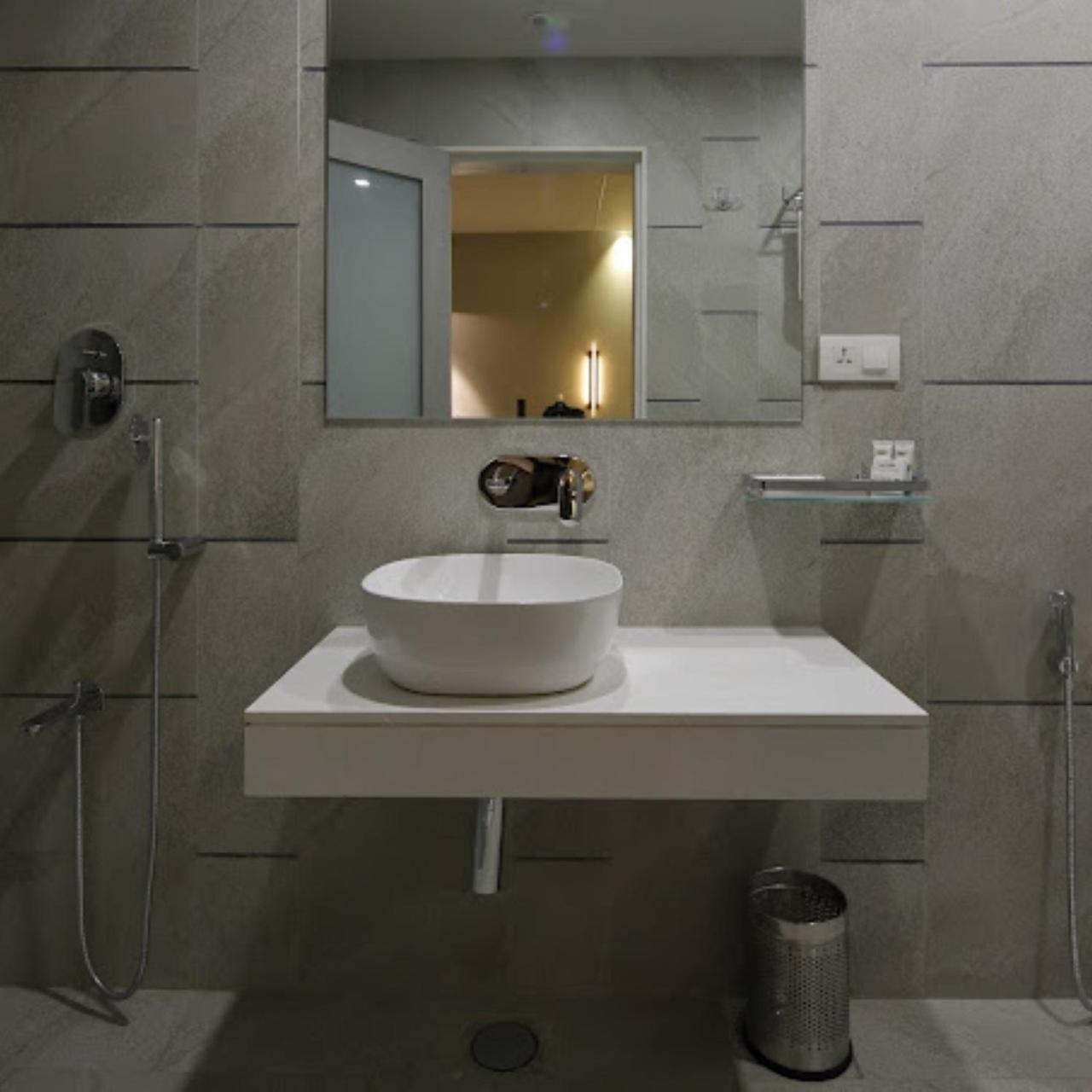 Carrefour Hotel 5*