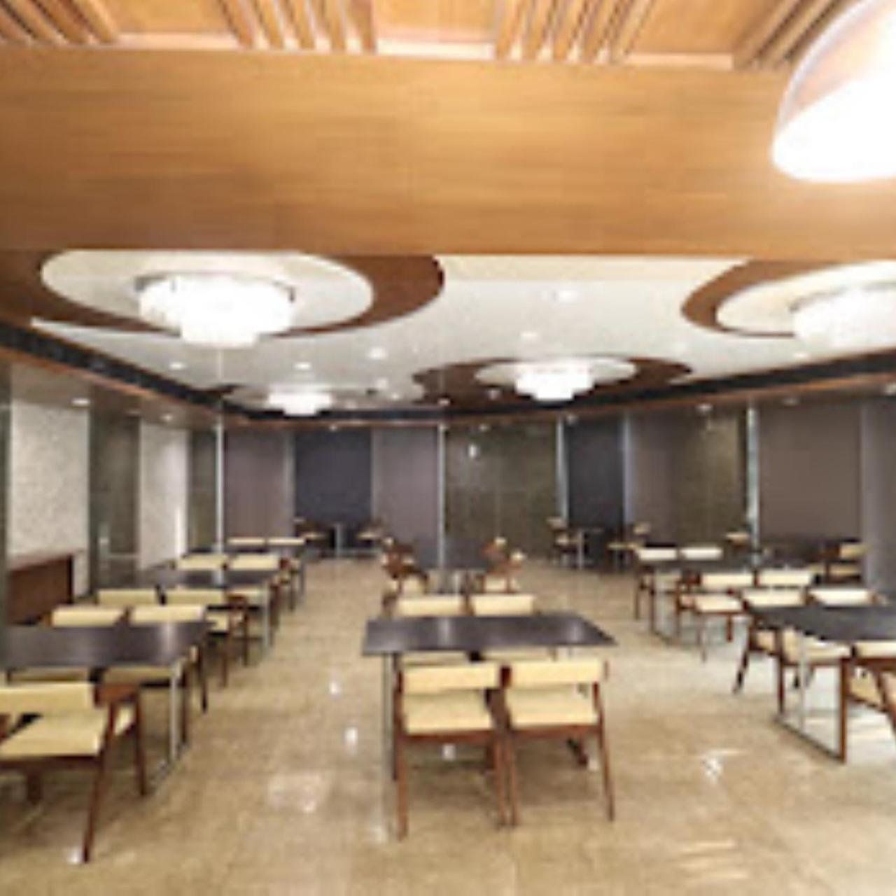 Sn Blu Panchvati Hotel Ahmedabad