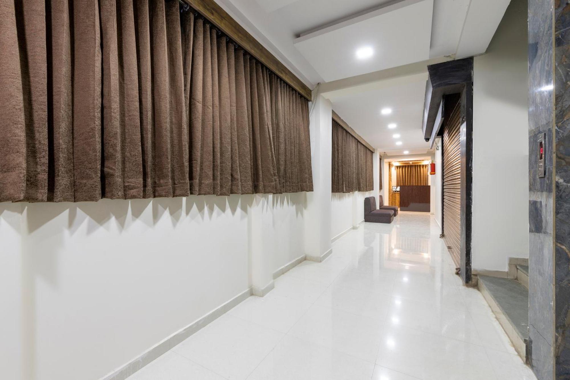 O Bhavya Hotel 3*