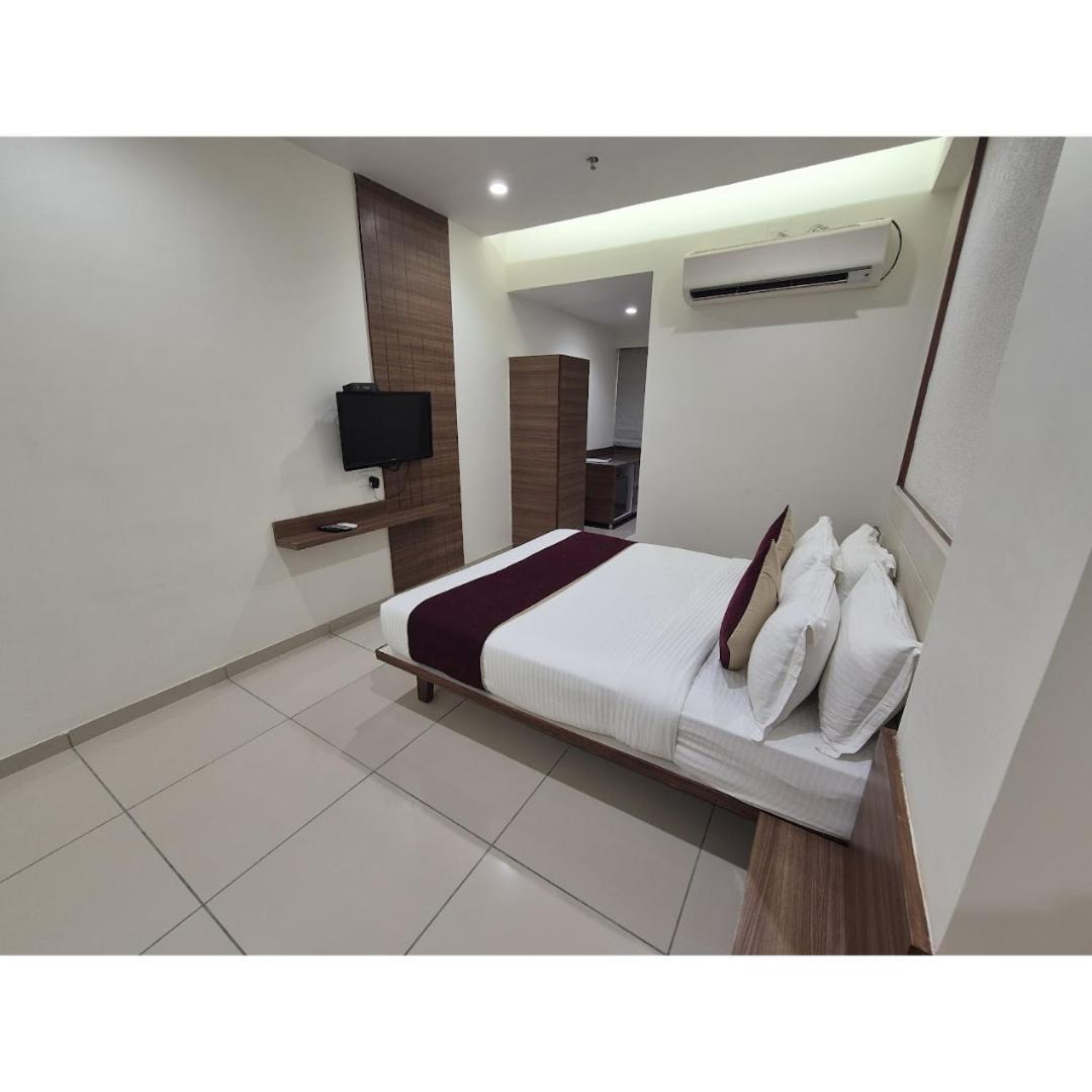Ashray Express 3* Ahmedabad