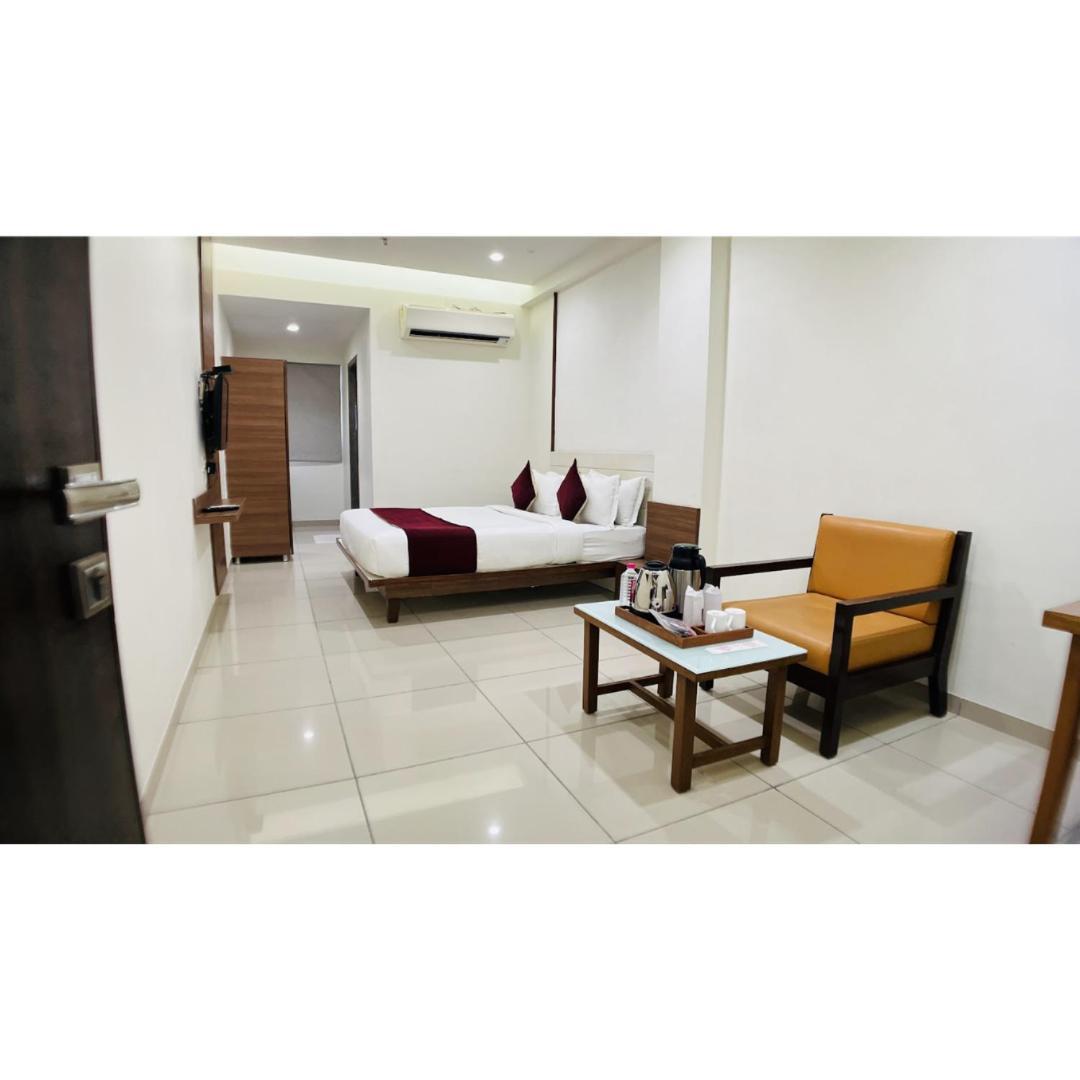 Ashray Express Hotel Ahmedabad