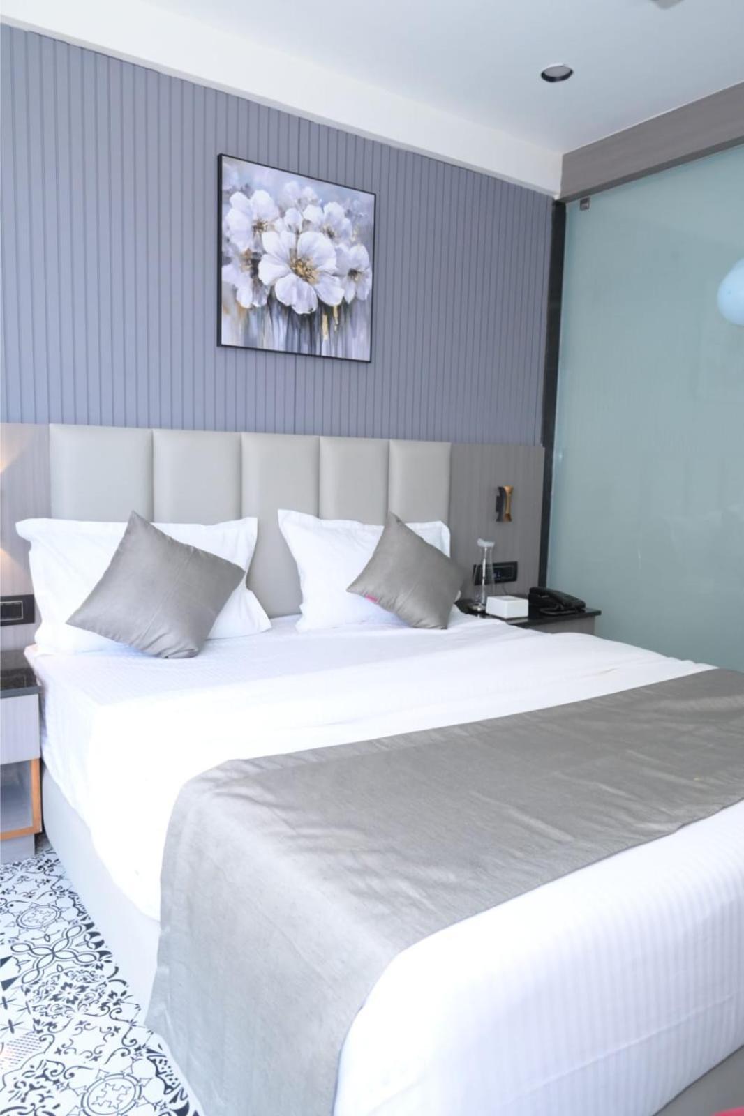 Hotel Dream *