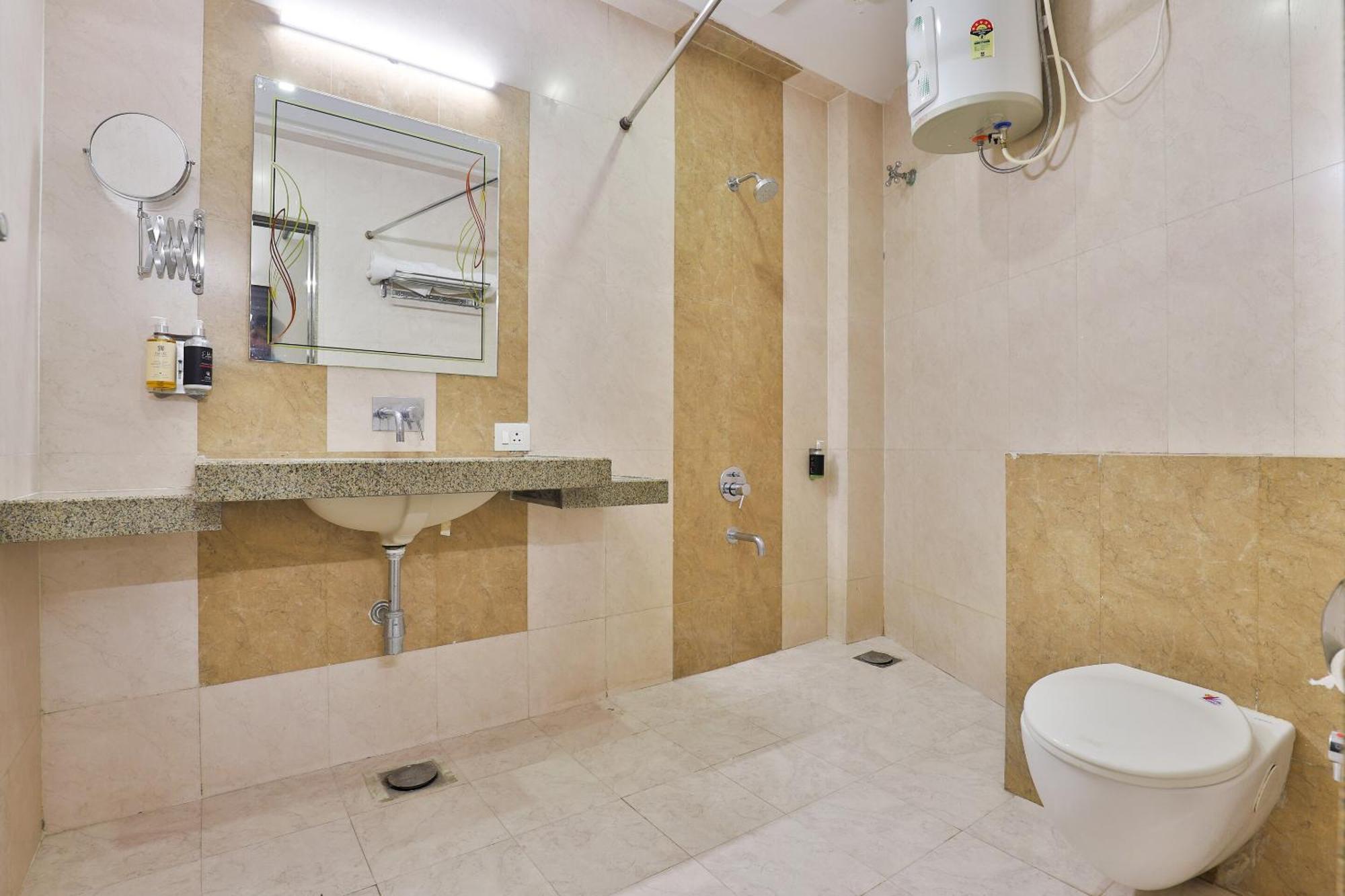 Hotel Collection O Kia Residency Ahmedabad