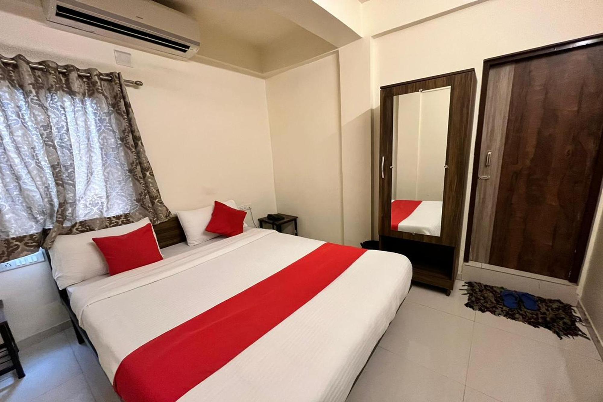 Kalyan Palace Watuwa