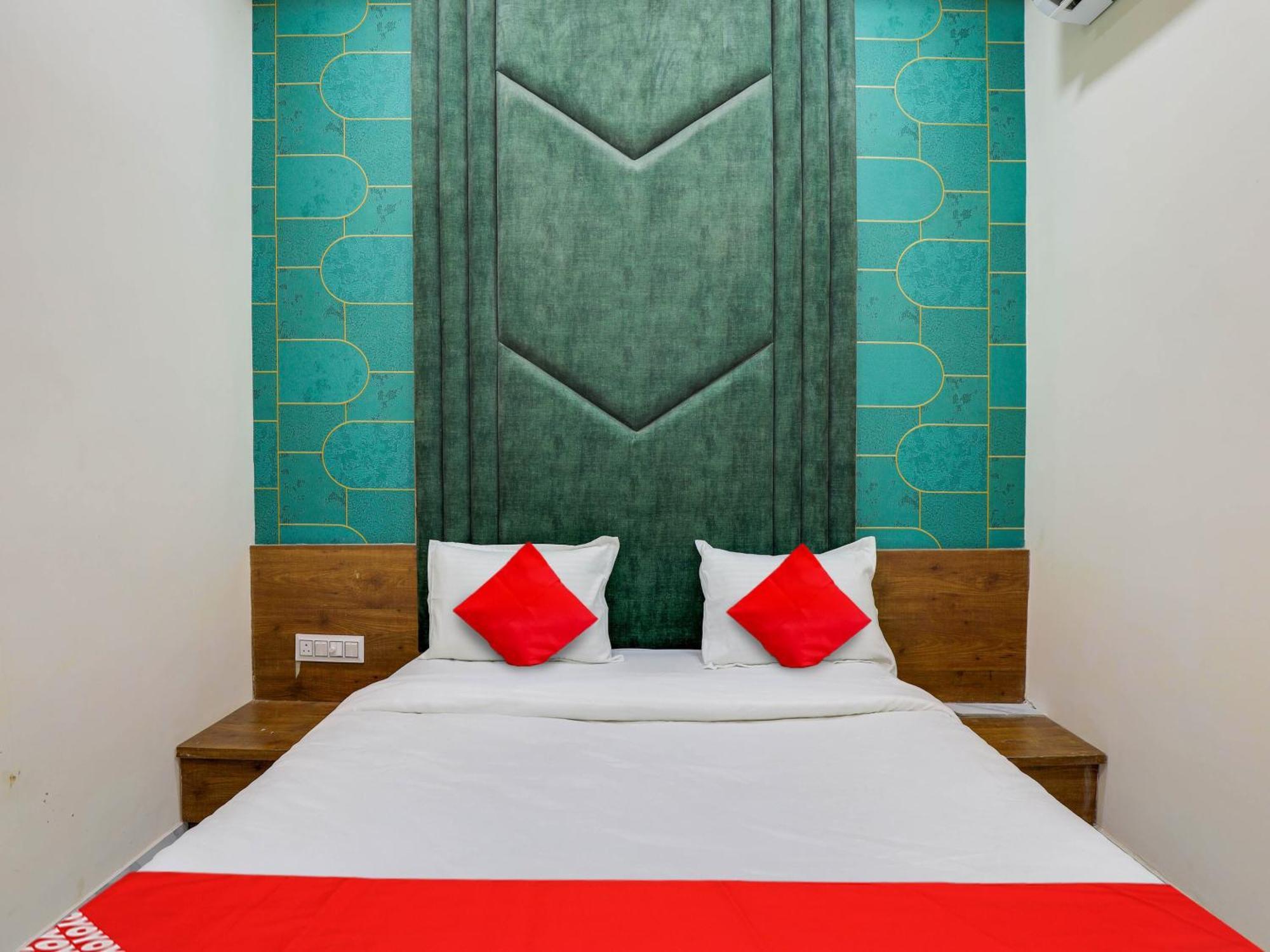 Hotel Oyo King View