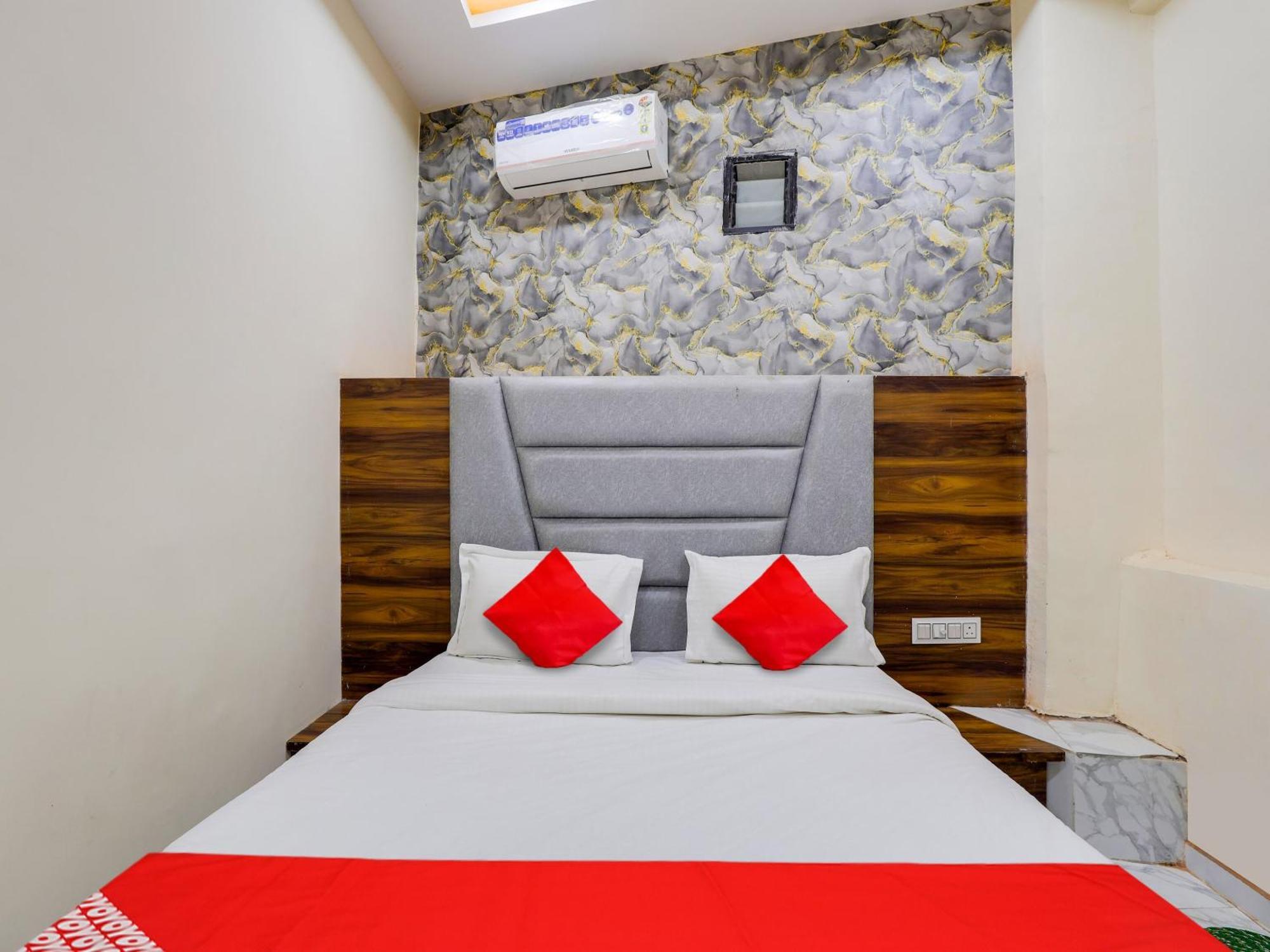 Hotel Oyo King View