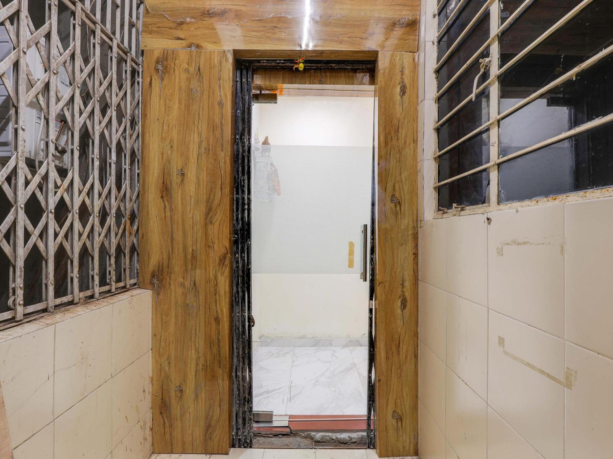 Hotel Oyo King View Ahmedabad