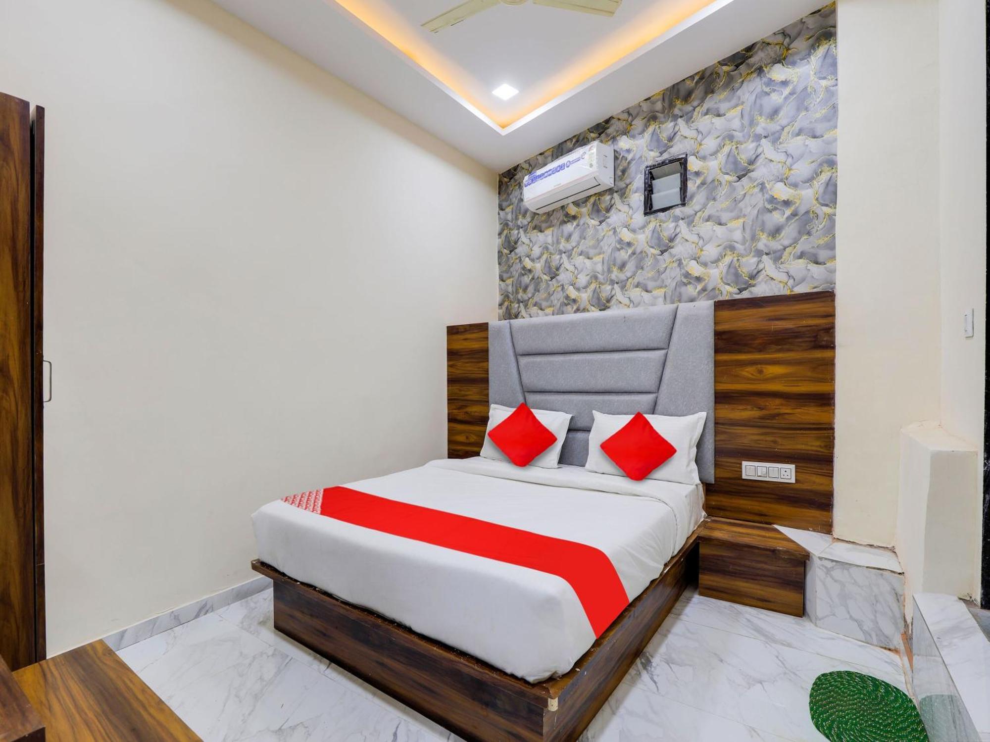 Oyo King View Ahmedabad