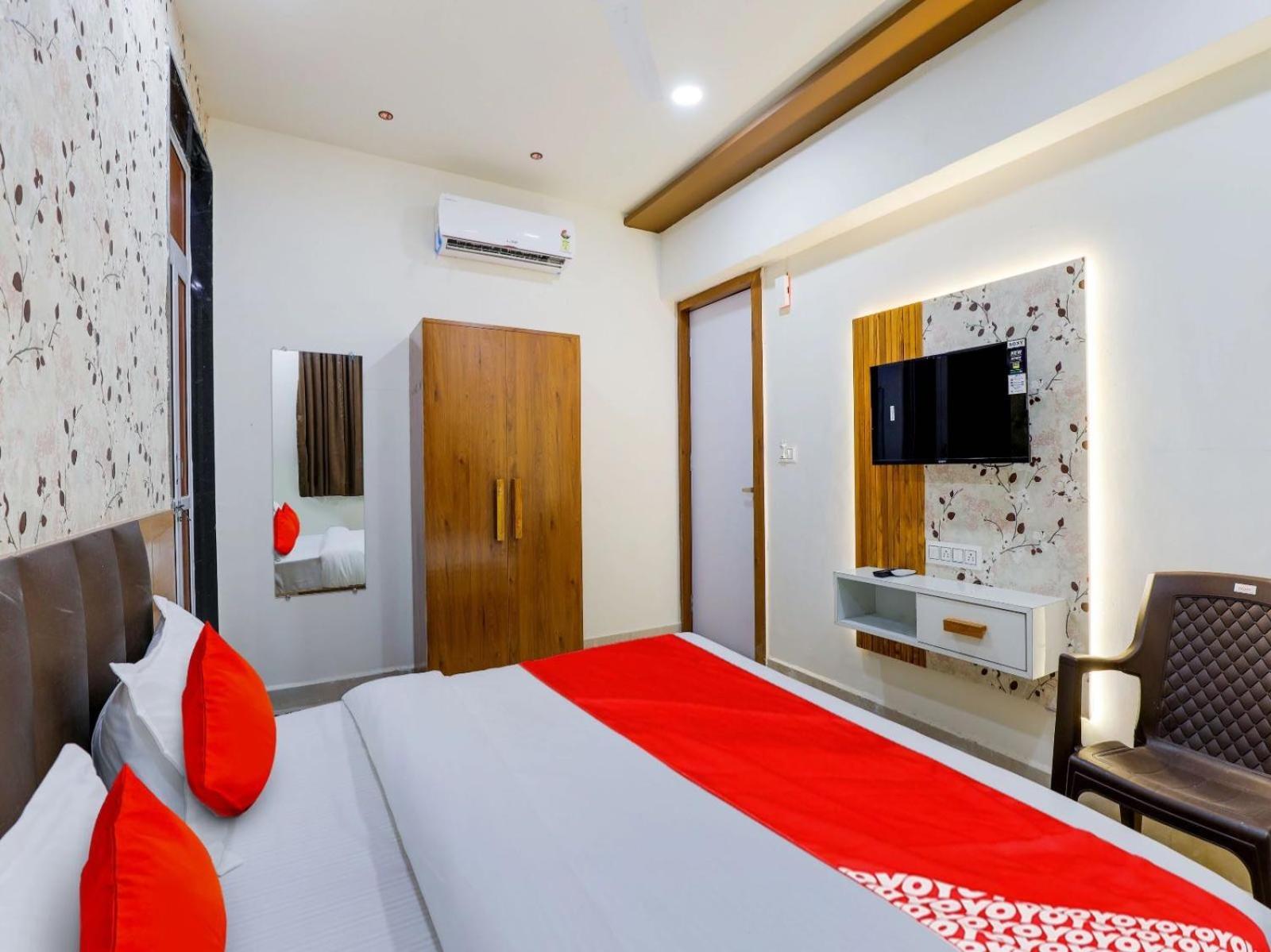 Hotel O Namaste