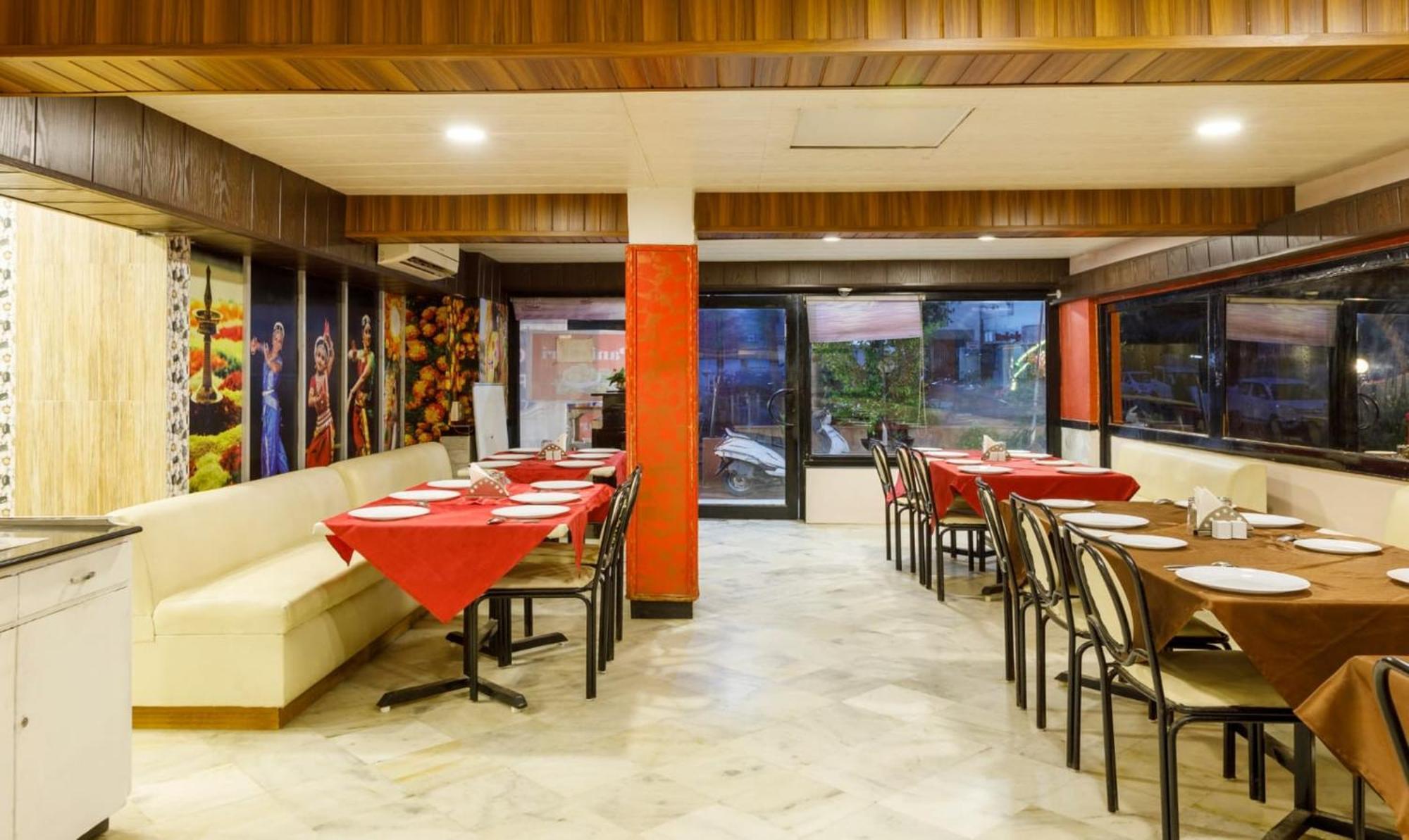 Crown 3* Ahmedabad