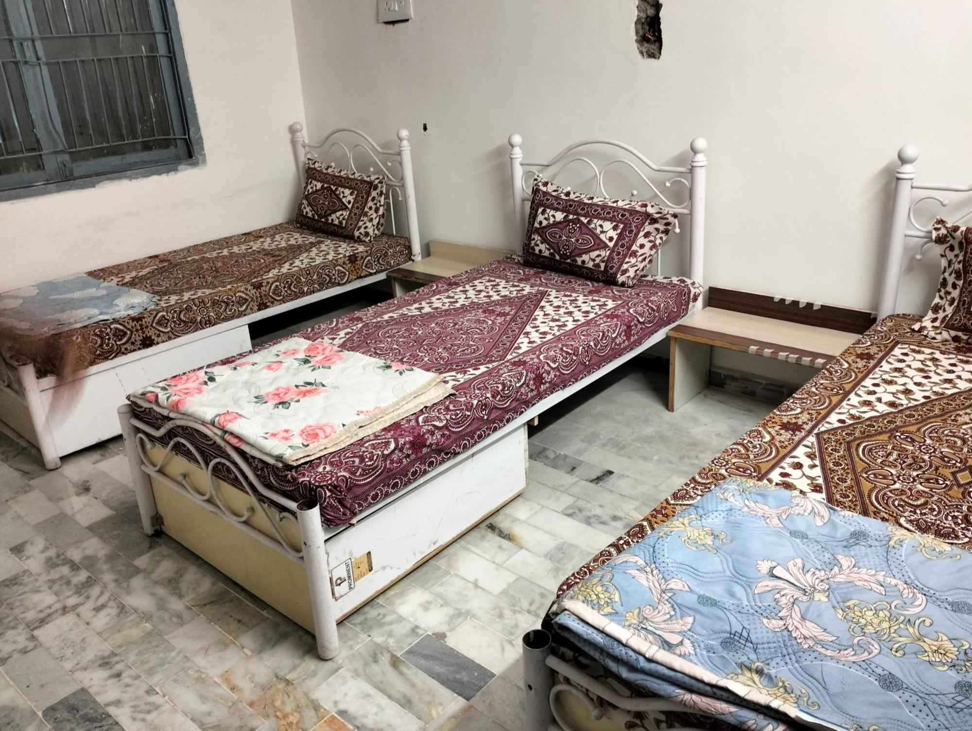 Nightstay Backpacker Dormitory Ahmedabad