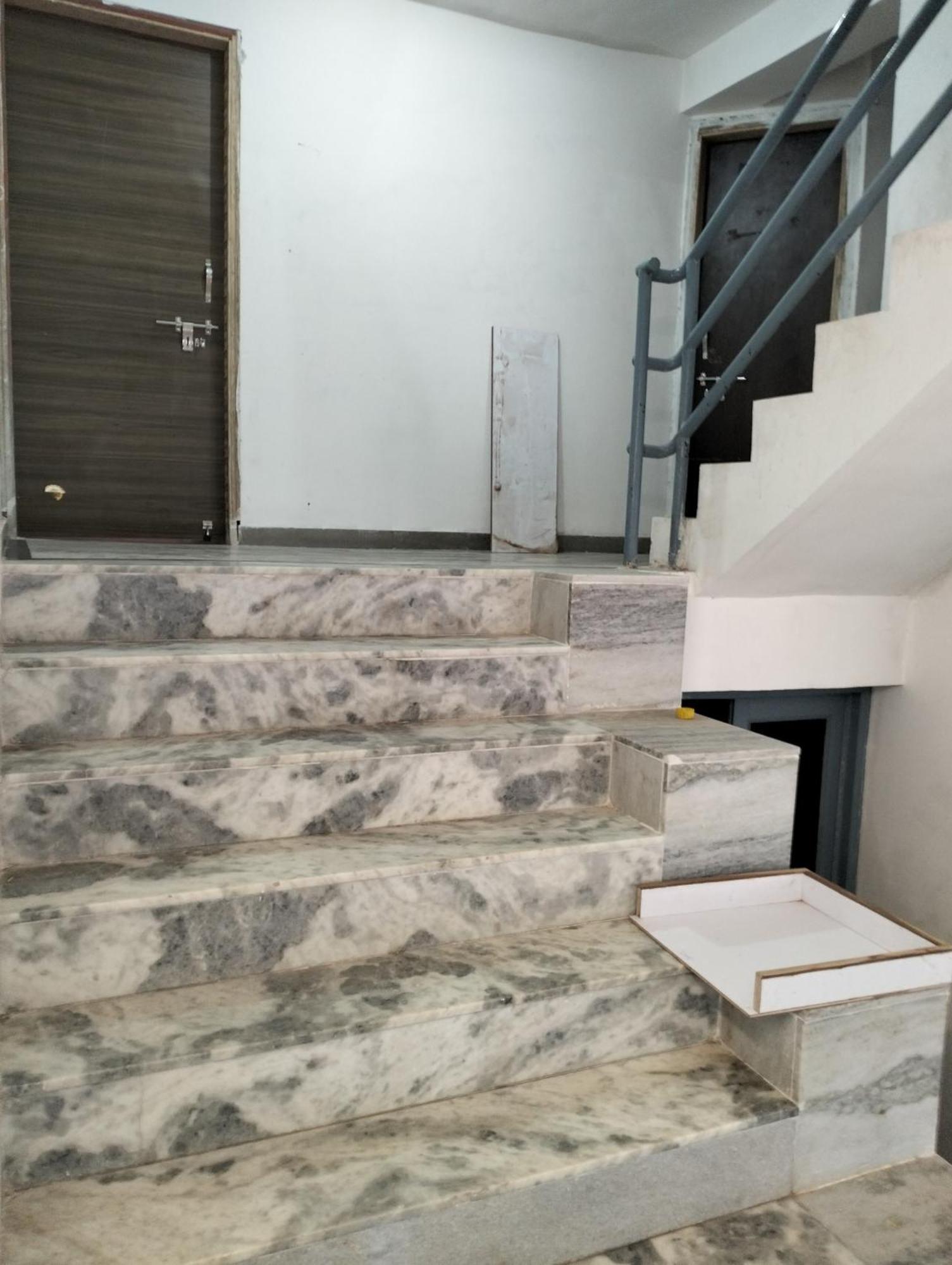 Nightstay Backpacker Dormitory Ahmedabad