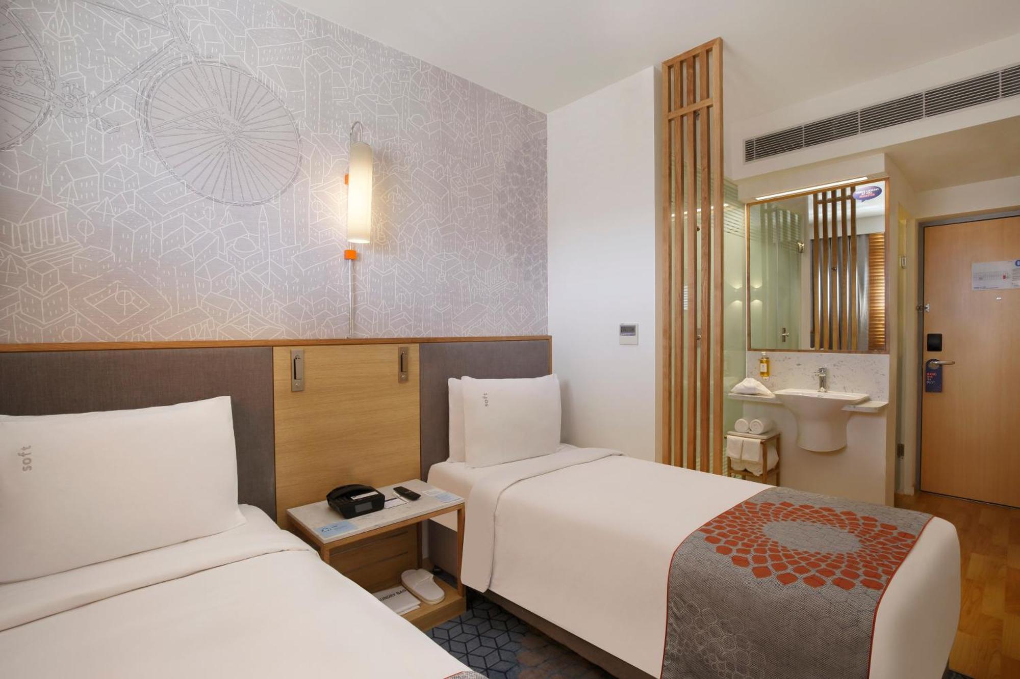 Express Prahlad Nagar By Ihg Hotel Ahmedabad