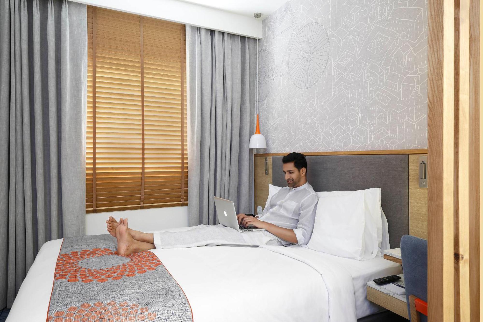 Hotel Express Prahlad Nagar By Ihg