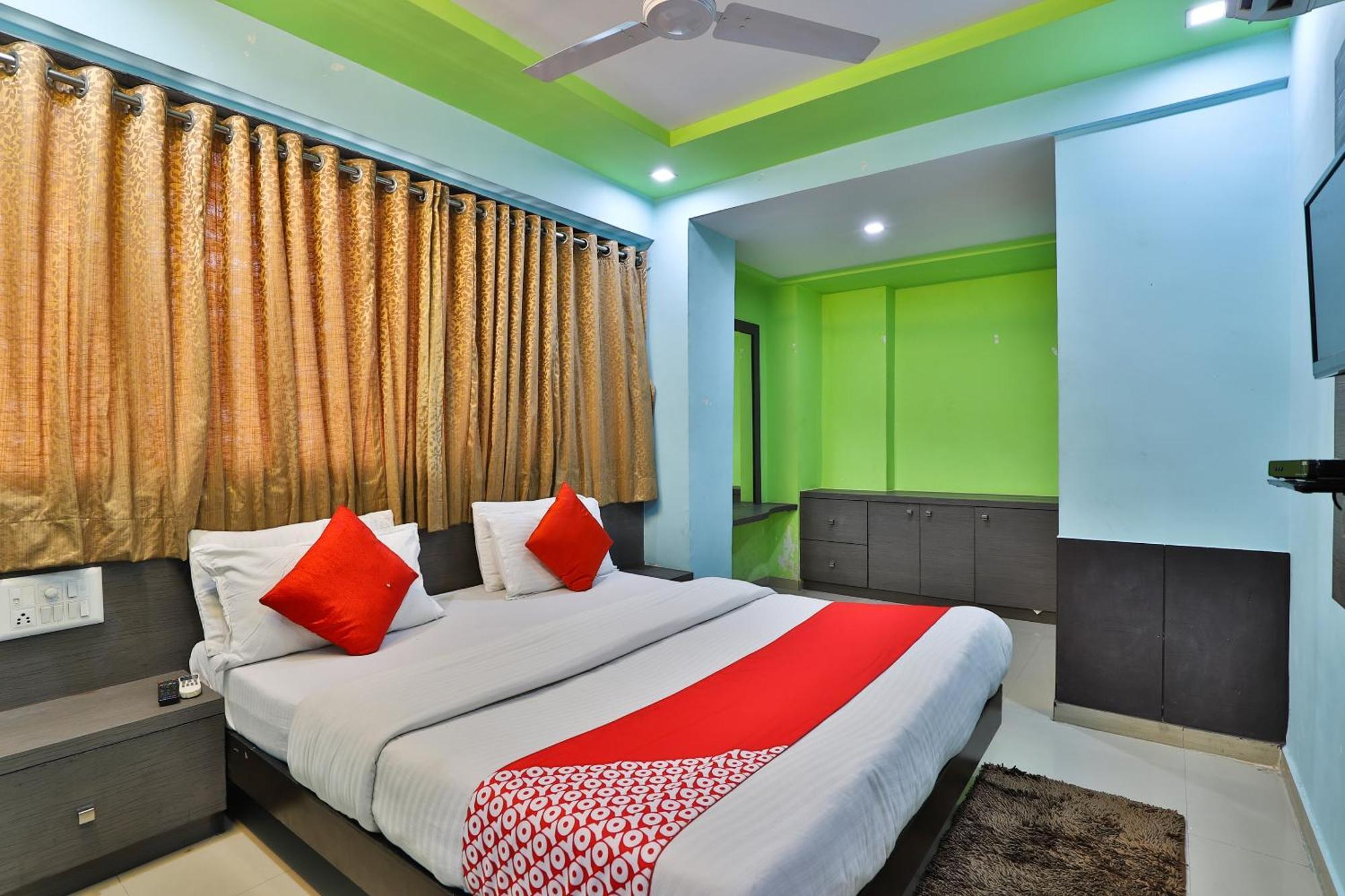 Hotel O Balaji Ahmedabad