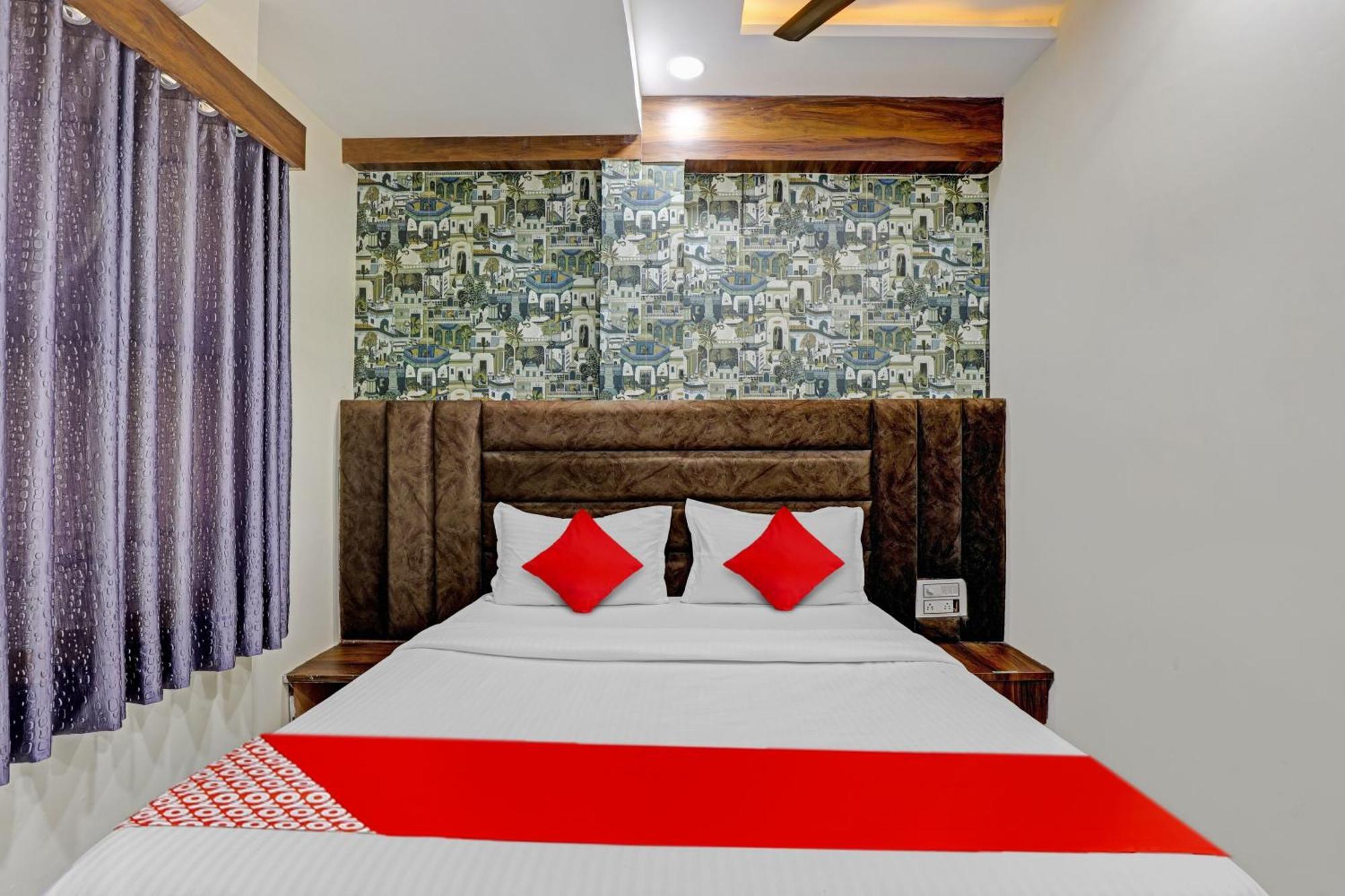Hotel O King 3*
