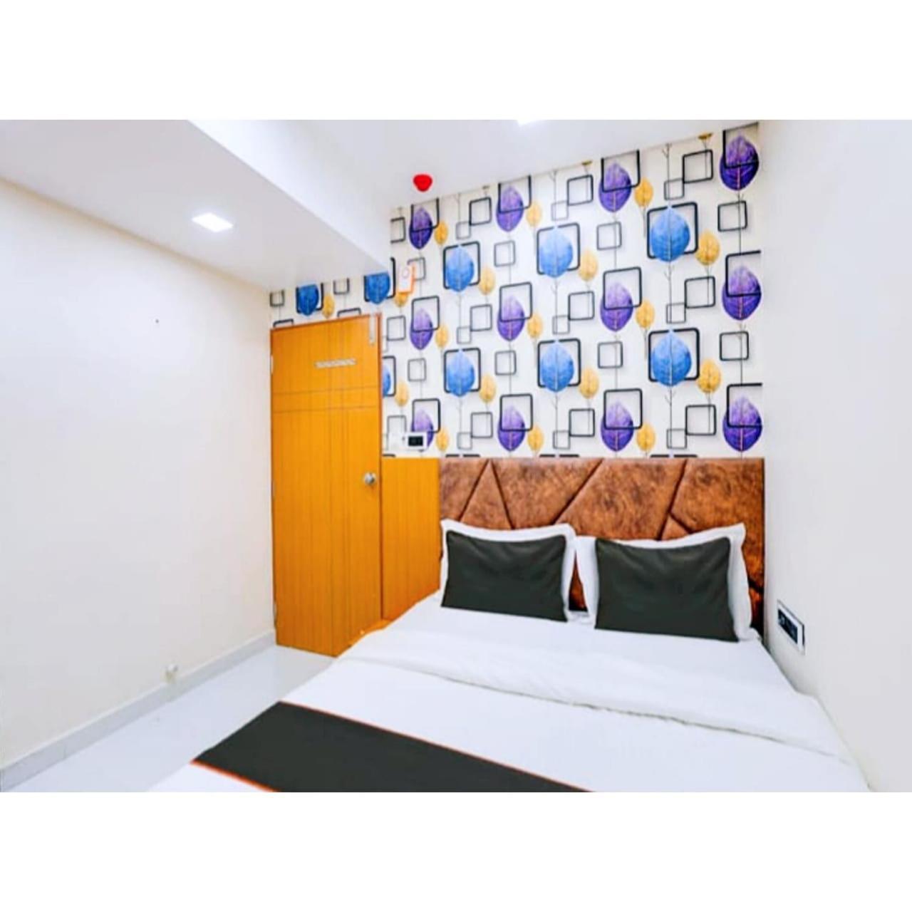 Exotic Hotel 4*