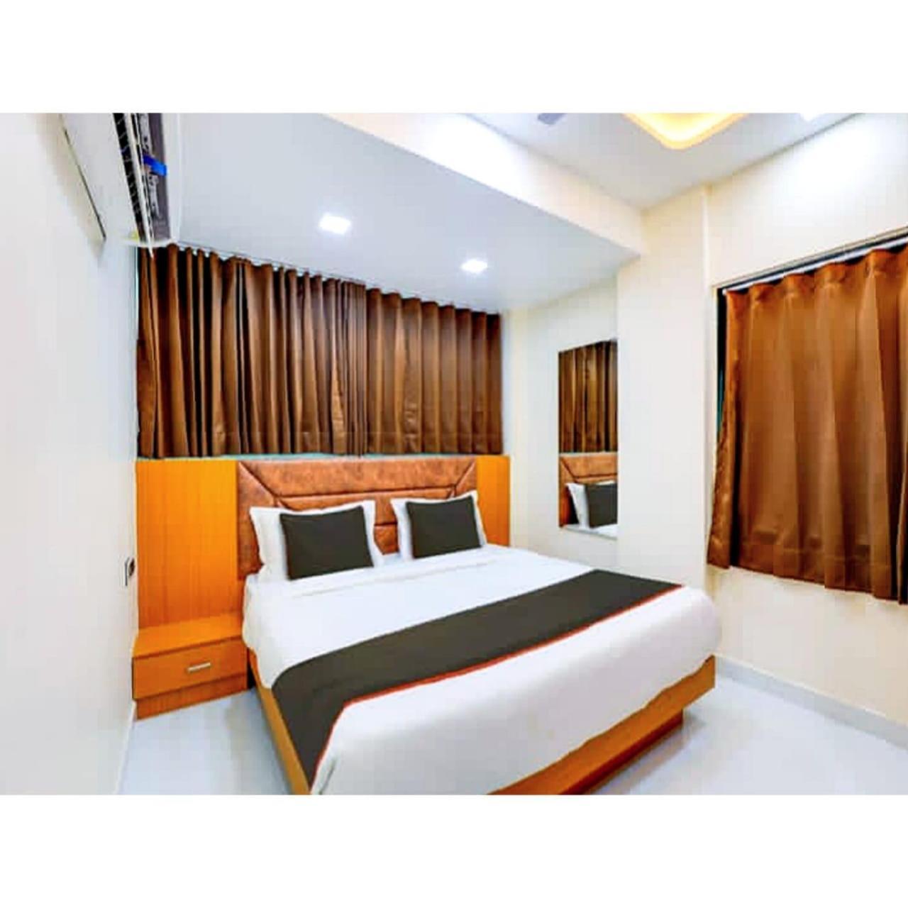 Exotic Hotel Ahmedabad