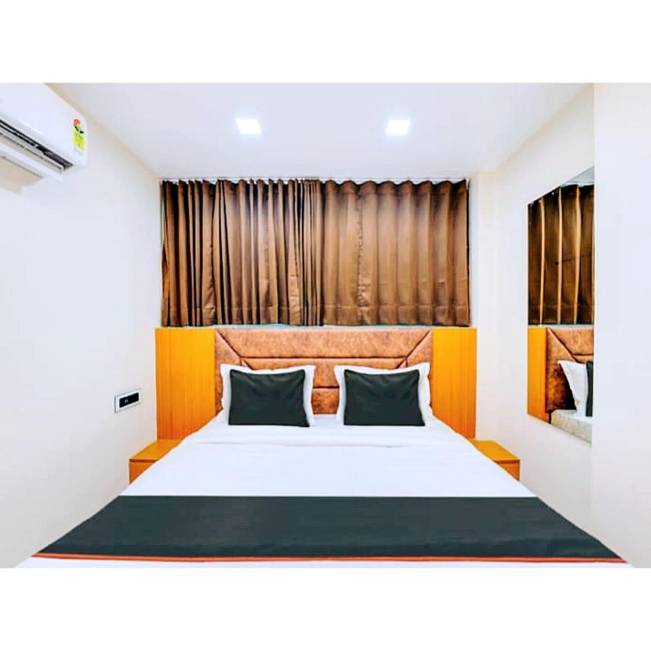 Exotic Hotel