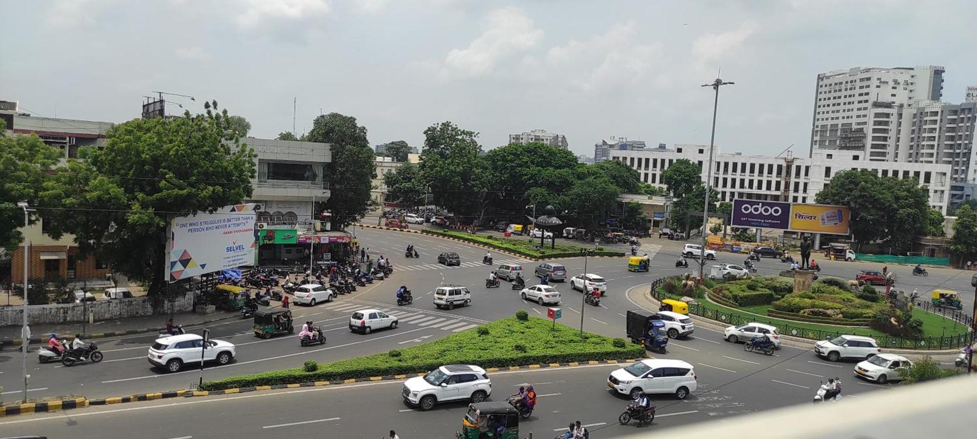 Earth Inn, Subhash Bridge, Ahmedabad