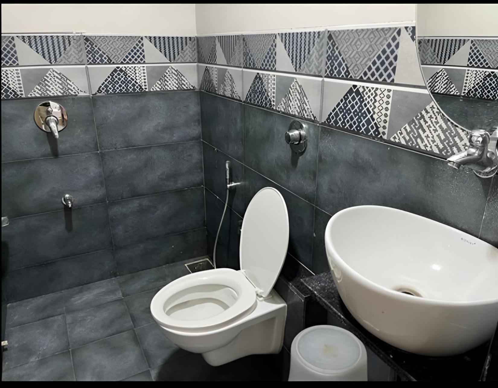Hotel Exotic Ahmedabad