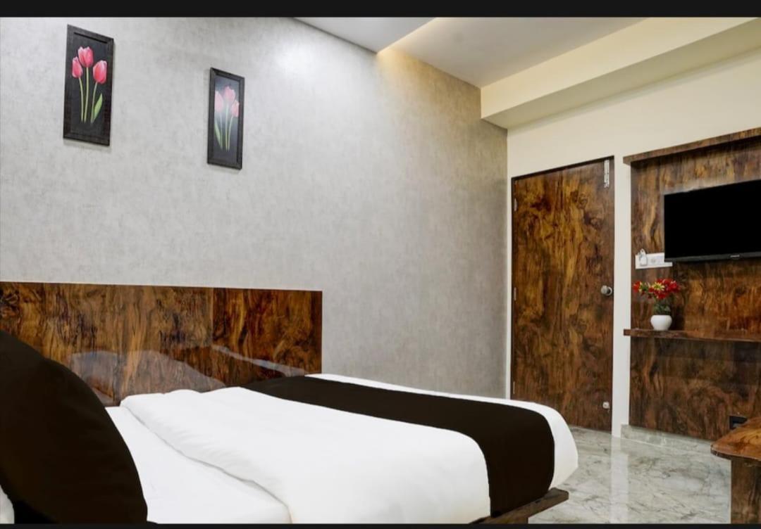 Shubham Thaltej 3* Ahmedabad