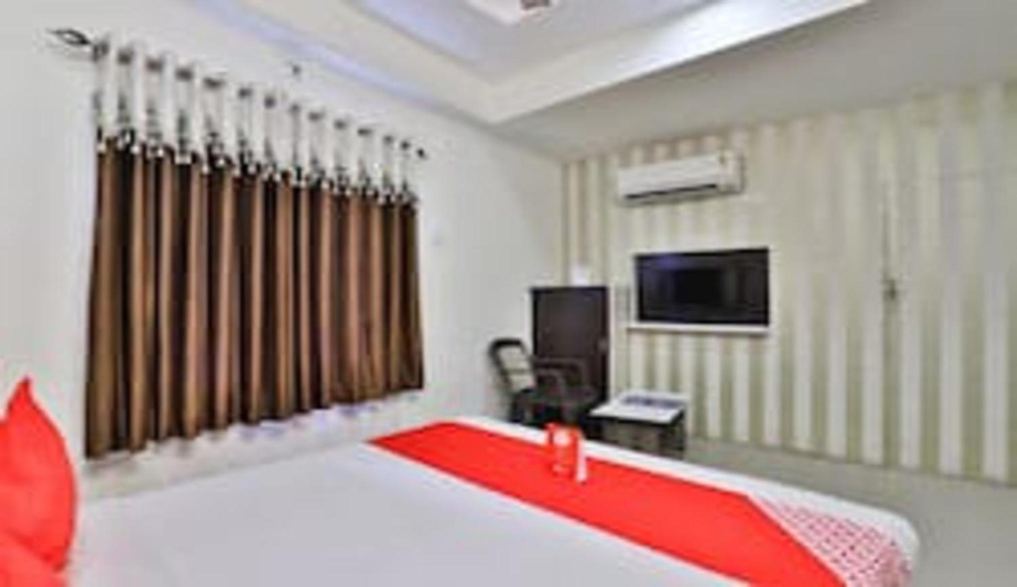 Nandani Hotel